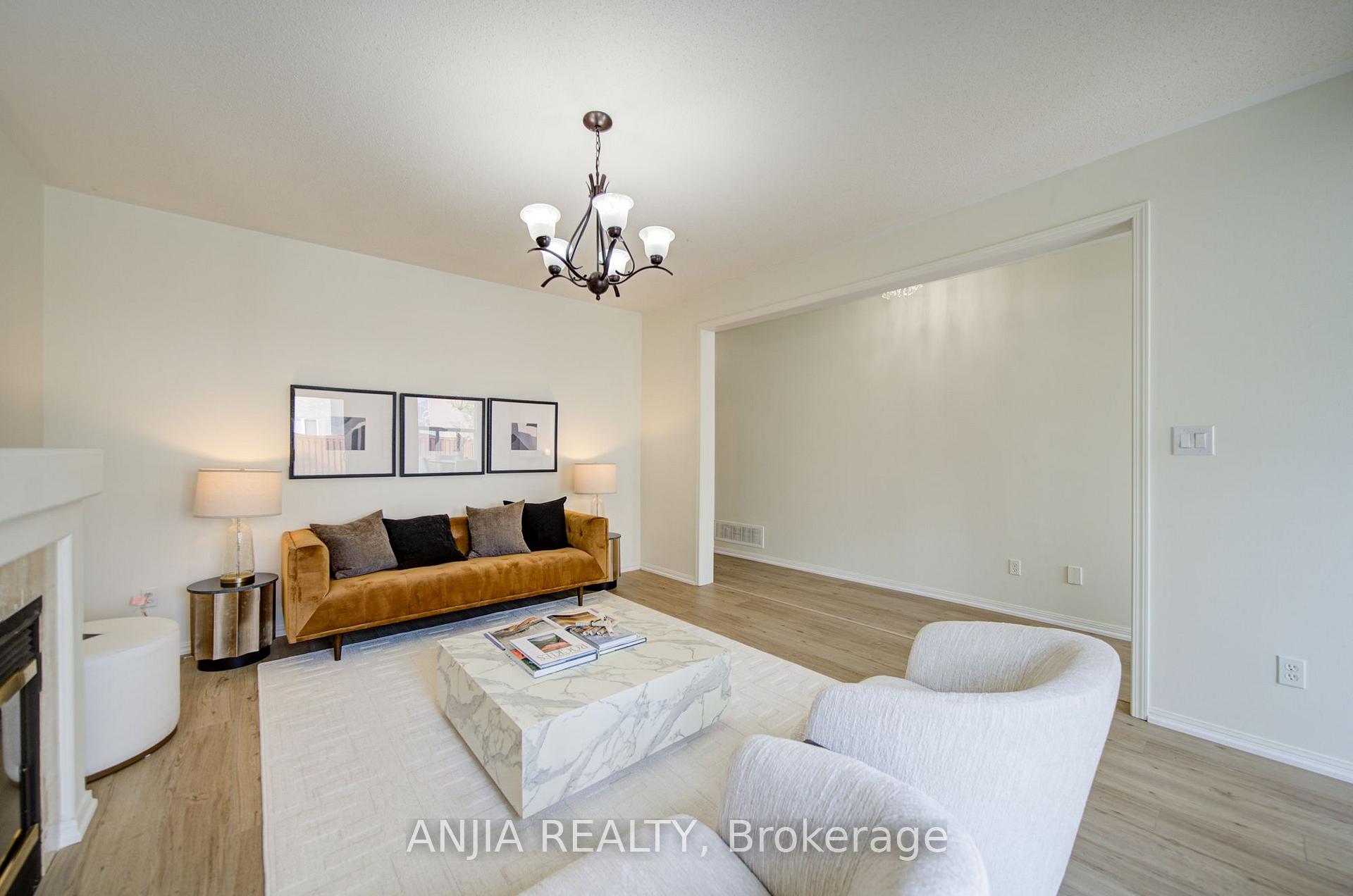 Photo 27 of 16 Staynor Crescent, Markham, Wismer — HOMEH