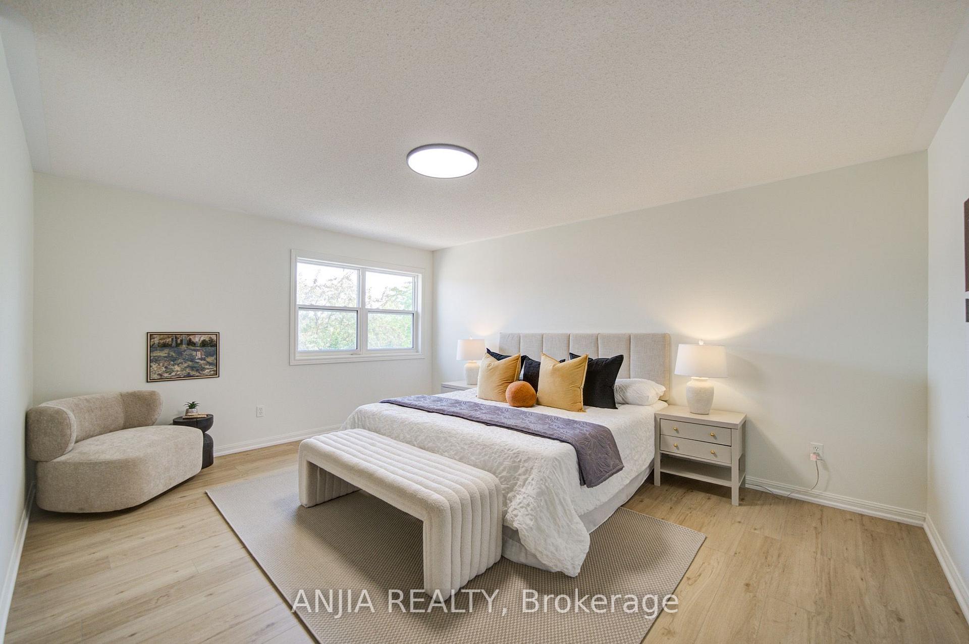 Photo 35 of 16 Staynor Crescent, Markham, Wismer — HOMEH