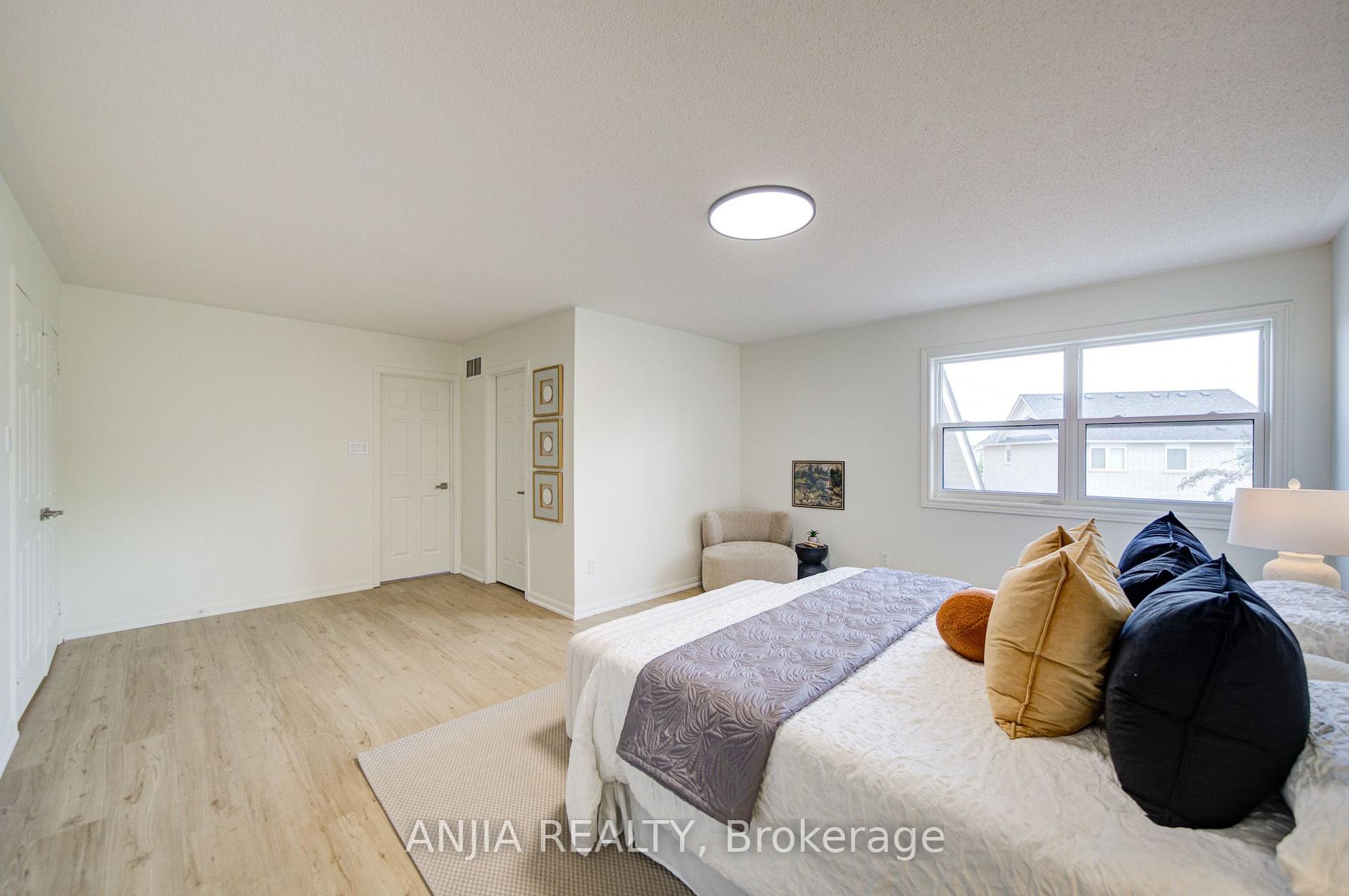 Photo 37 of 16 Staynor Crescent, Markham, Wismer — HOMEH