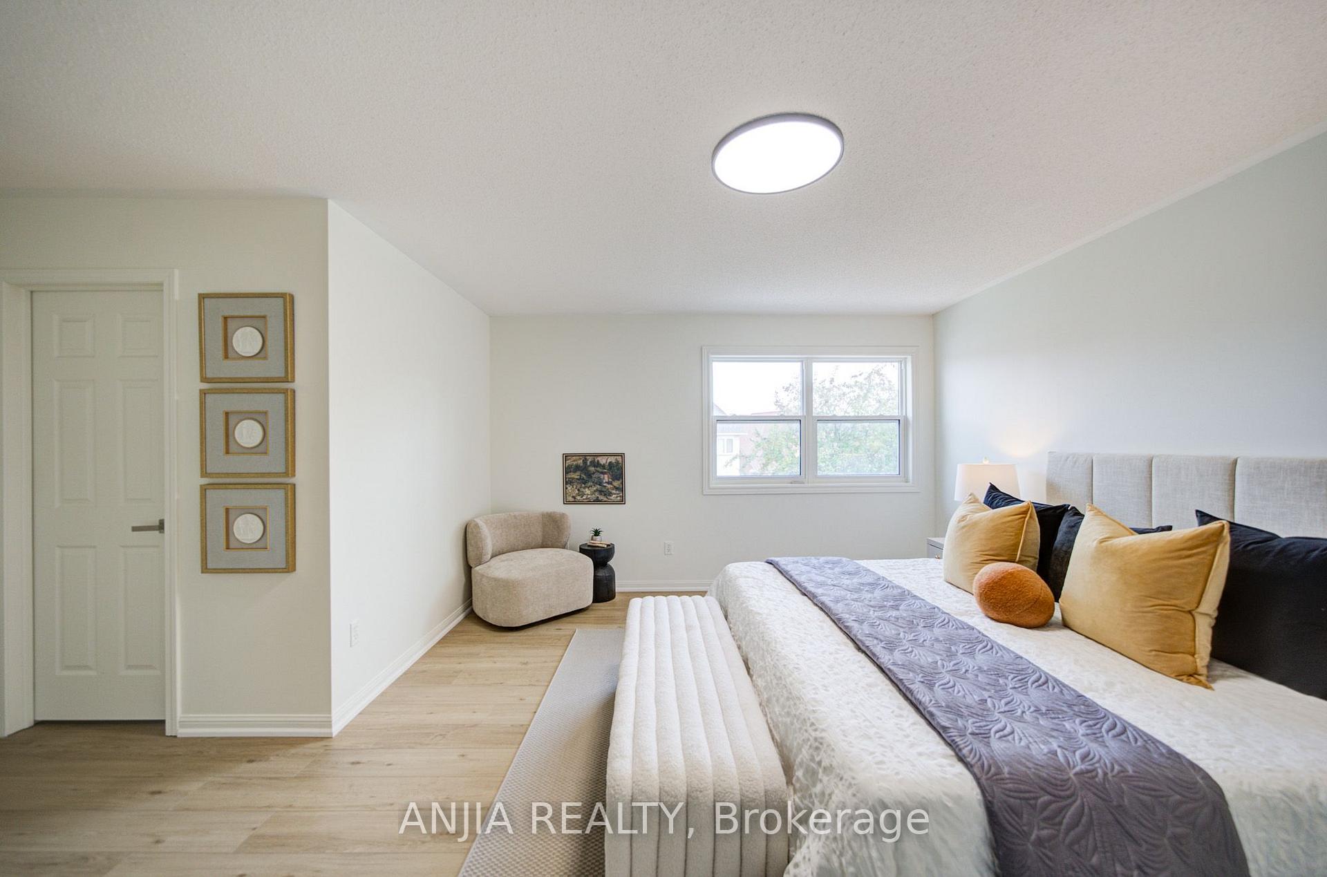 Photo 38 of 16 Staynor Crescent, Markham, Wismer — HOMEH