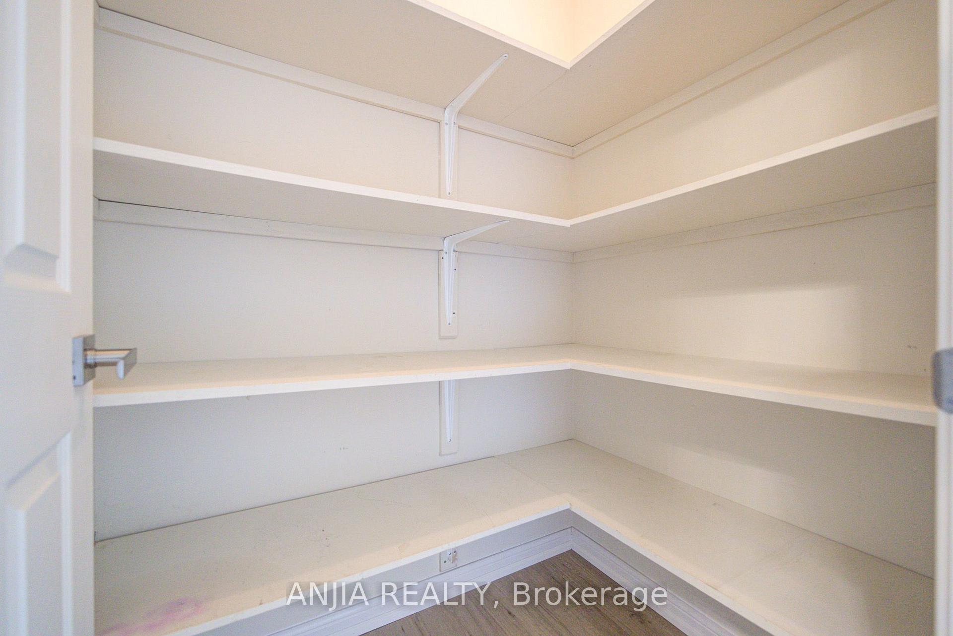 Photo 42 of 16 Staynor Crescent, Markham, Wismer — HOMEH