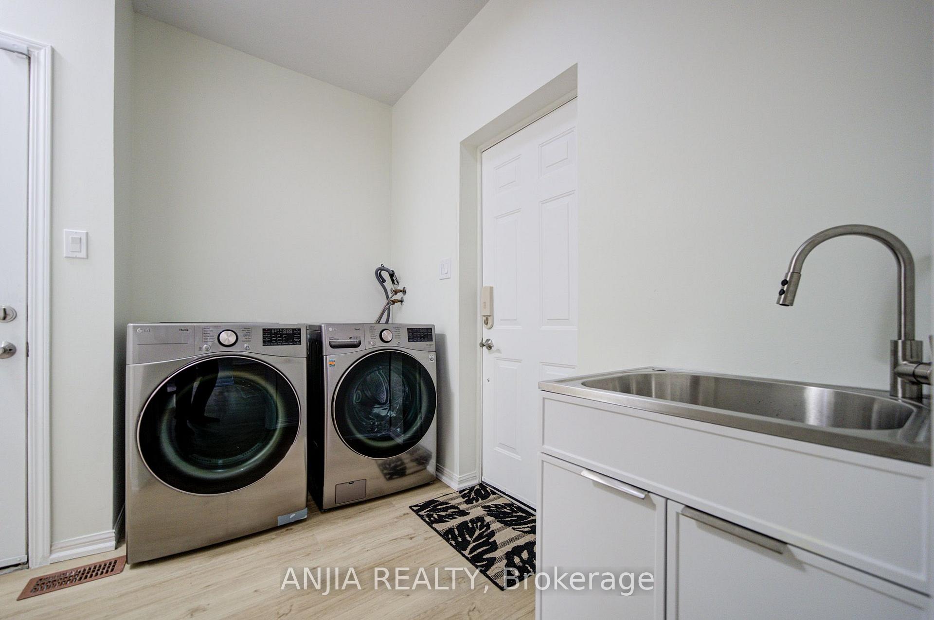 Photo 43 of 16 Staynor Crescent, Markham, Wismer — HOMEH