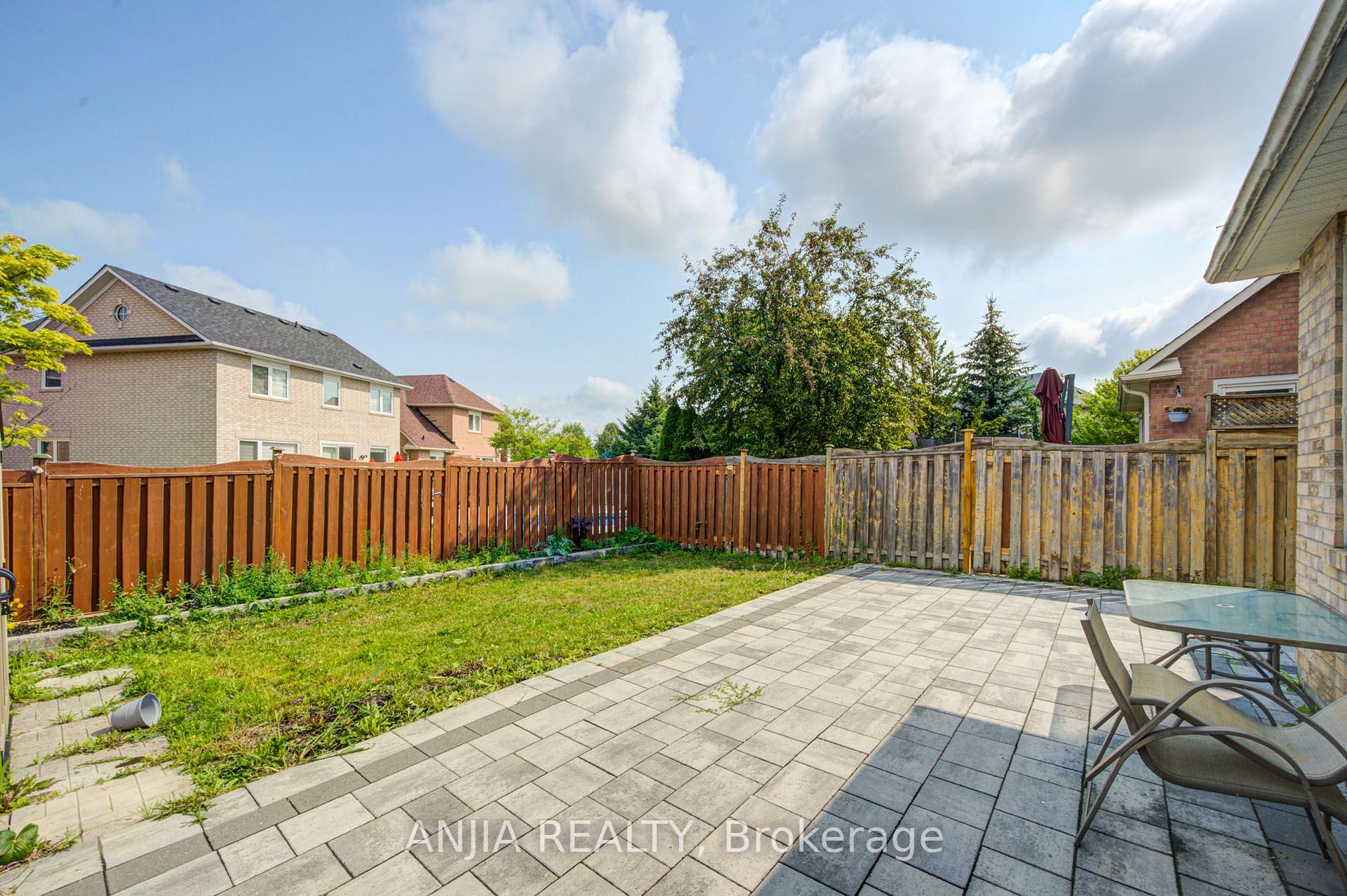 Photo 48 of 16 Staynor Crescent, Markham, Wismer — HOMEH