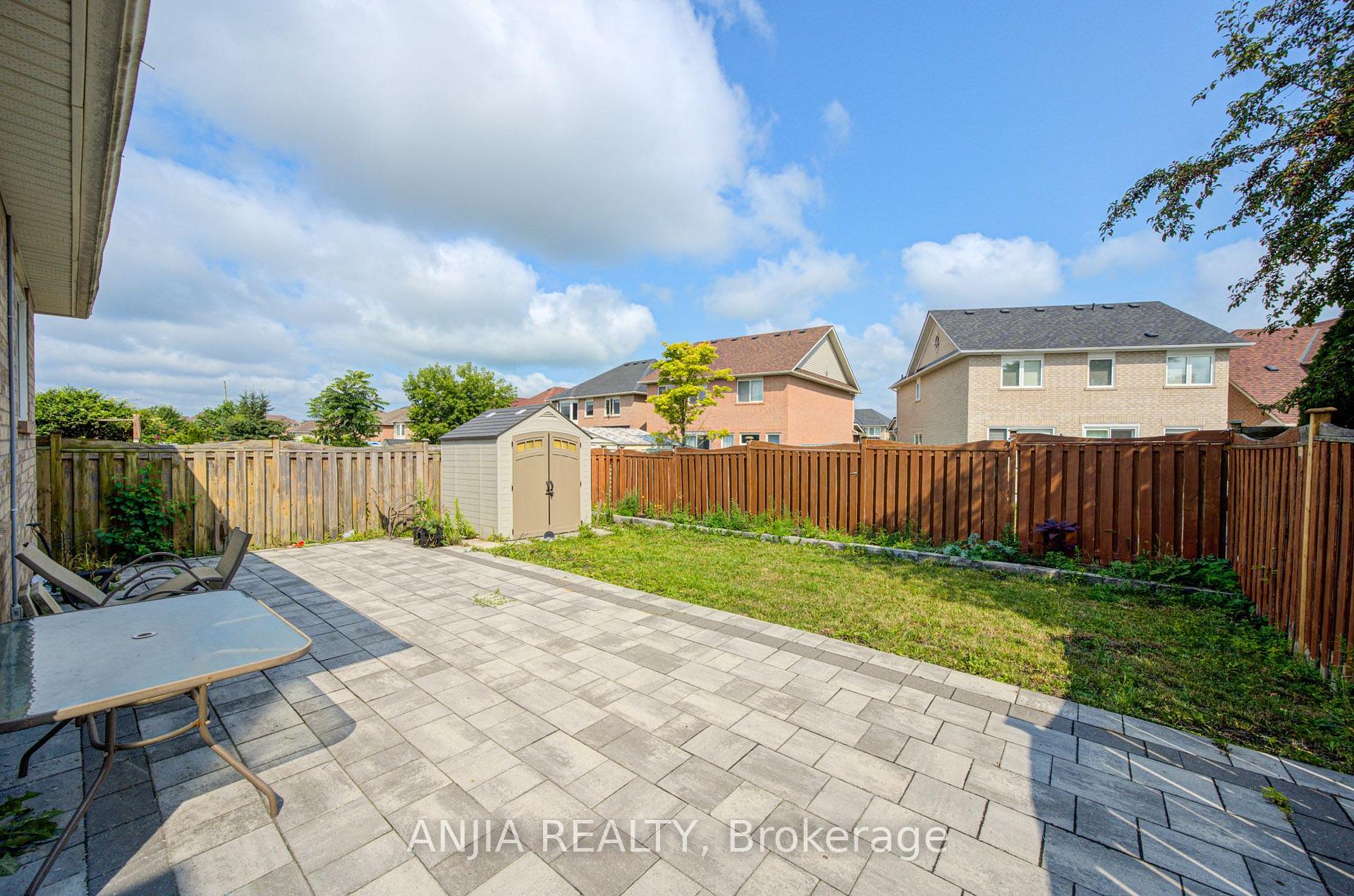 Photo 49 of 16 Staynor Crescent, Markham, Wismer — HOMEH