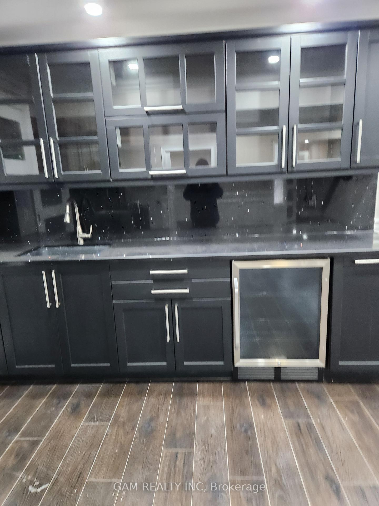 Photo 9 of Unit lower, 18 Provost Trail, Brampton, Bram West — HOMEH