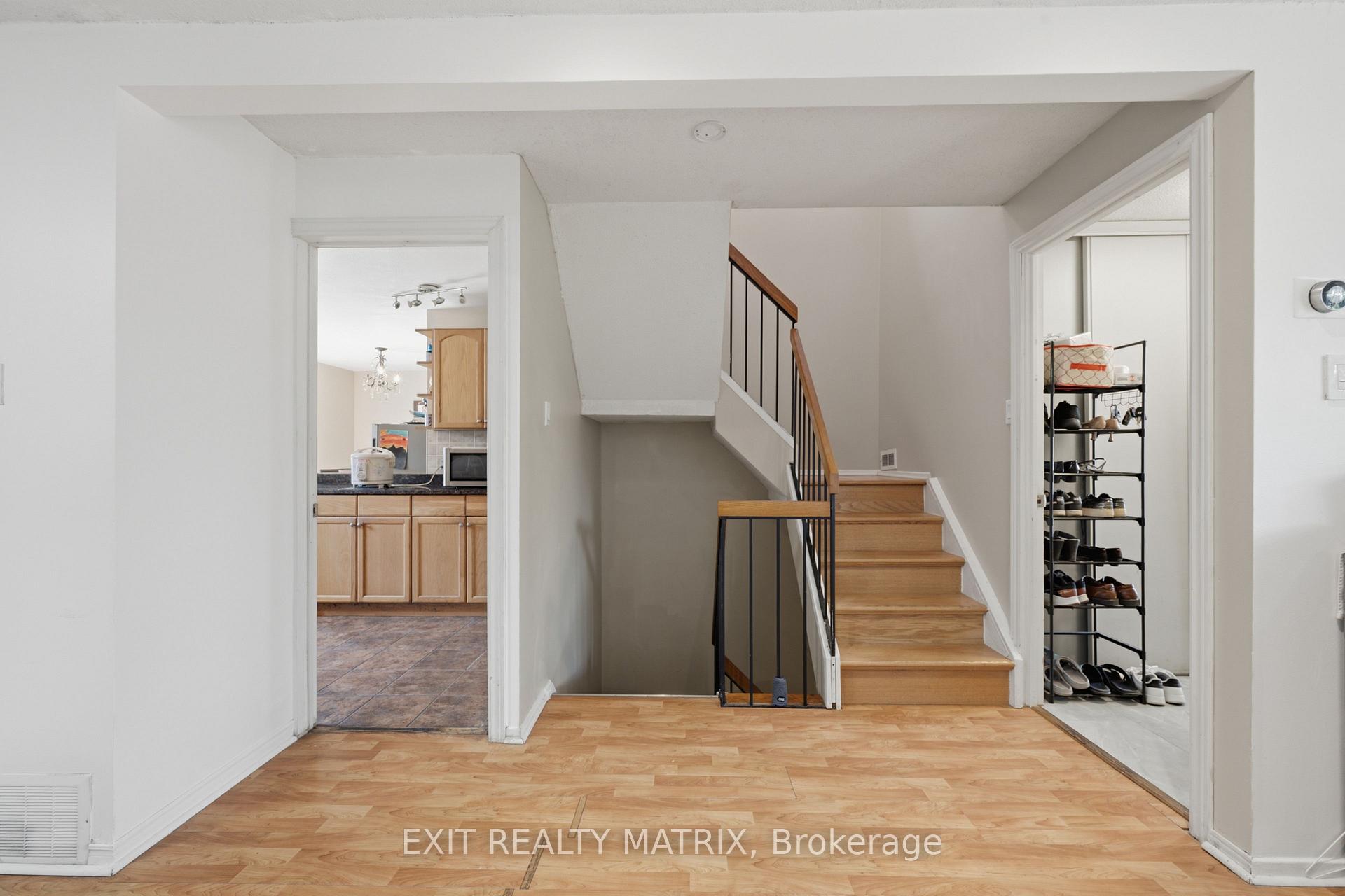 Photo 14 of 2 Ventnor Way, Ottawa, Barrhaven - Pheasant Run — HOMEH