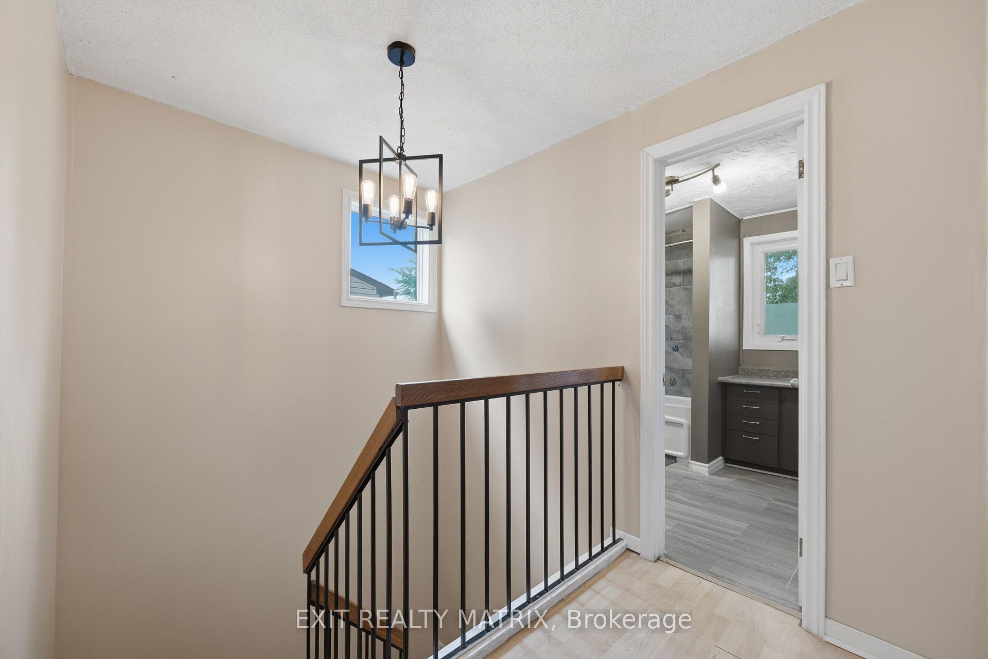 Photo 15 of 2 Ventnor Way, Ottawa, Barrhaven - Pheasant Run — HOMEH