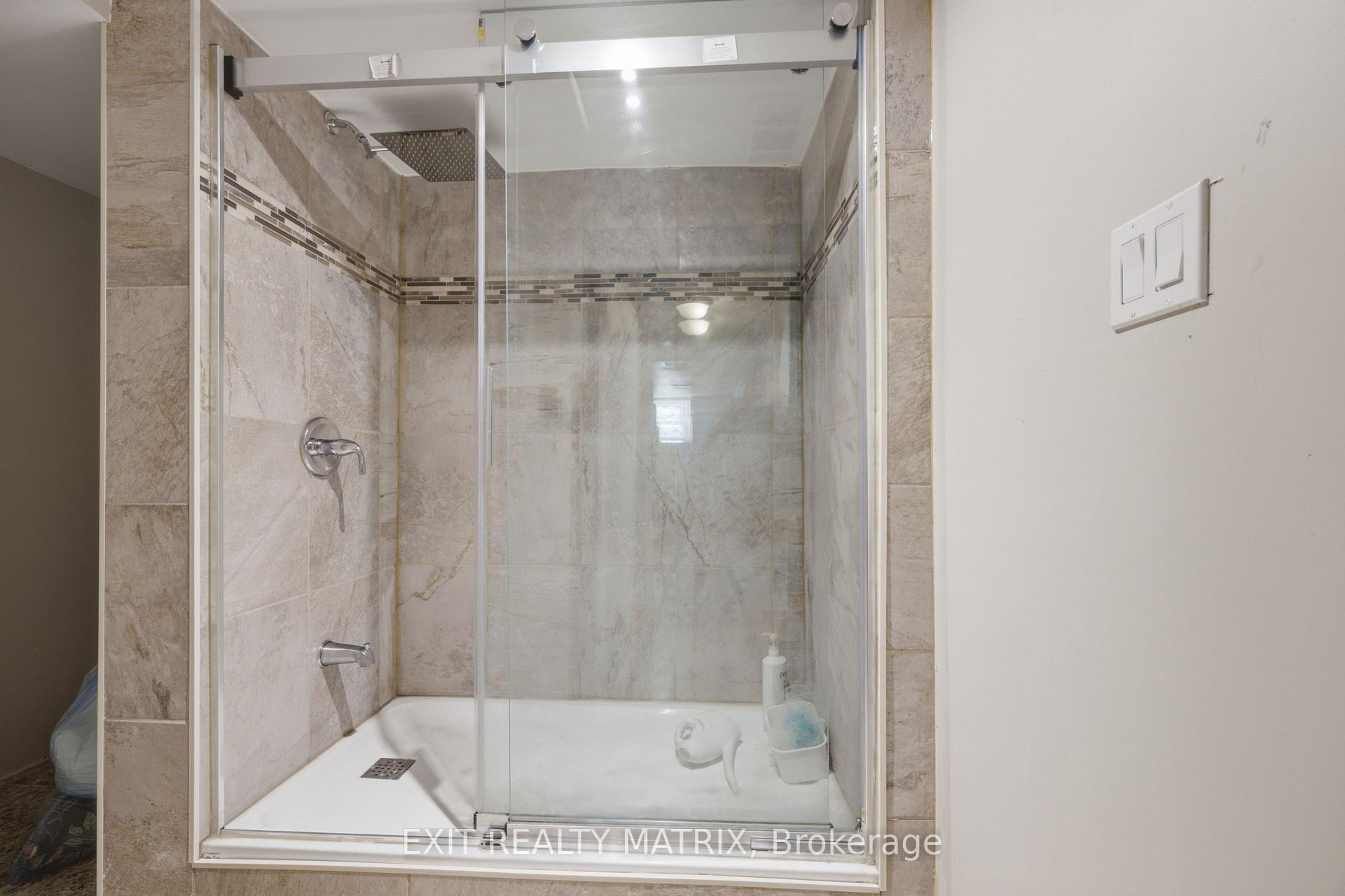 Photo 26 of 2 Ventnor Way, Ottawa, Barrhaven - Pheasant Run — HOMEH