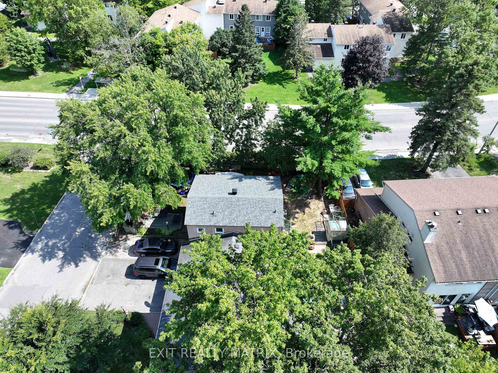 Photo 35 of 2 Ventnor Way, Ottawa, Barrhaven - Pheasant Run — HOMEH