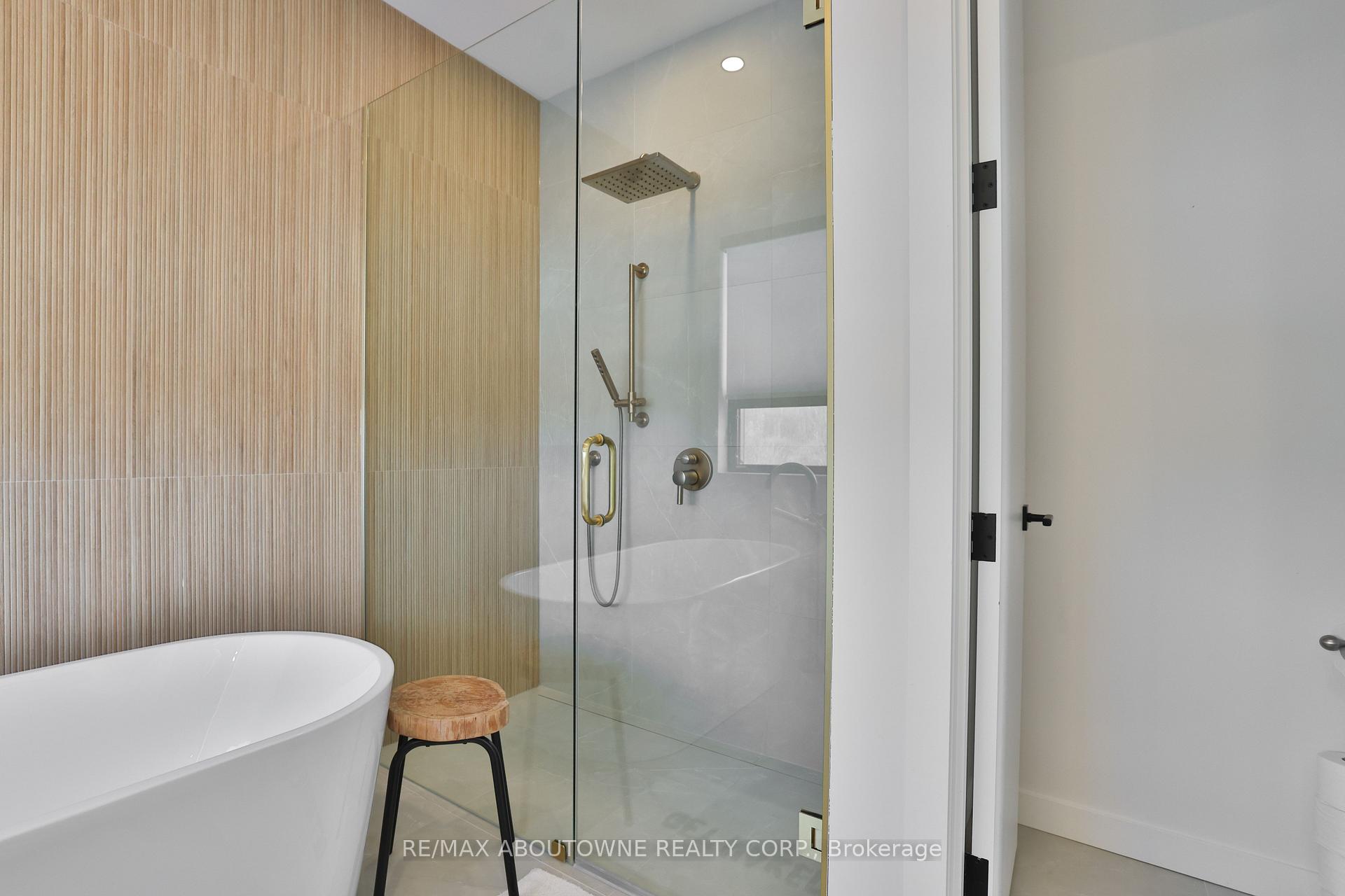 Photo 21 of 70 Upper Mount Albion Road, Hamilton, Stoney Creek Mountain — HOMEH