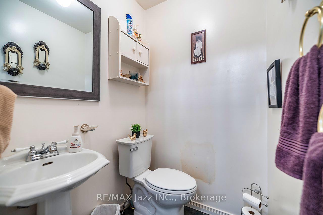 Photo 17 of 1305 Sunnybrae Crescent, Oshawa, Donevan — HOMEH