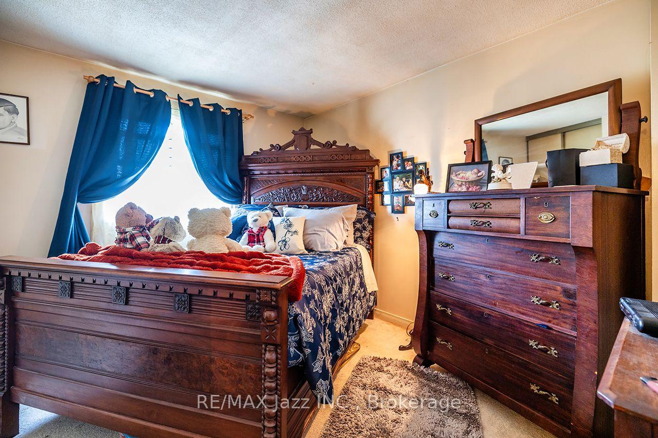 Photo 23 of 1305 Sunnybrae Crescent, Oshawa, Donevan — HOMEH