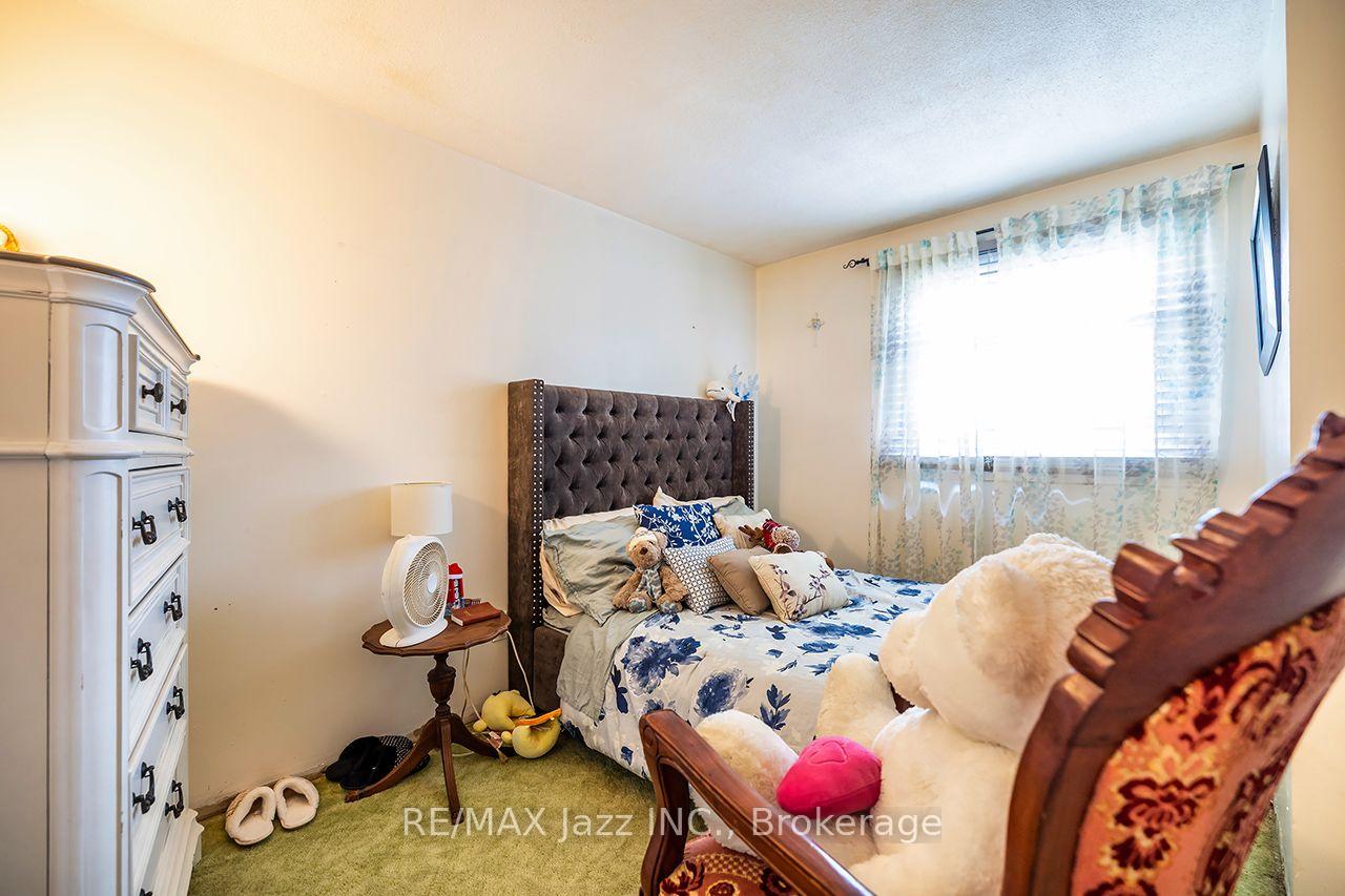 Photo 24 of 1305 Sunnybrae Crescent, Oshawa, Donevan — HOMEH