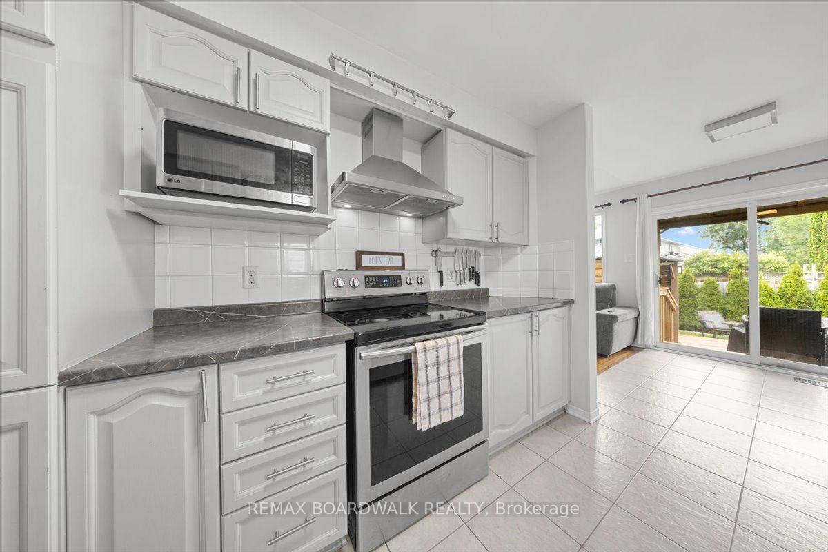 Photo 11 of 5 Gleeson Way, Ottawa, Barrhaven - Longfields — HOMEH