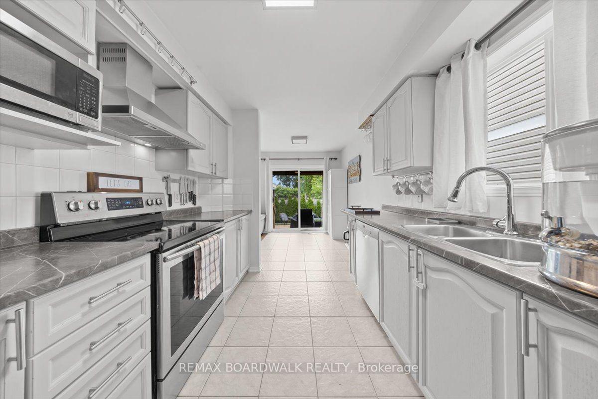 Photo 12 of 5 Gleeson Way, Ottawa, Barrhaven - Longfields — HOMEH