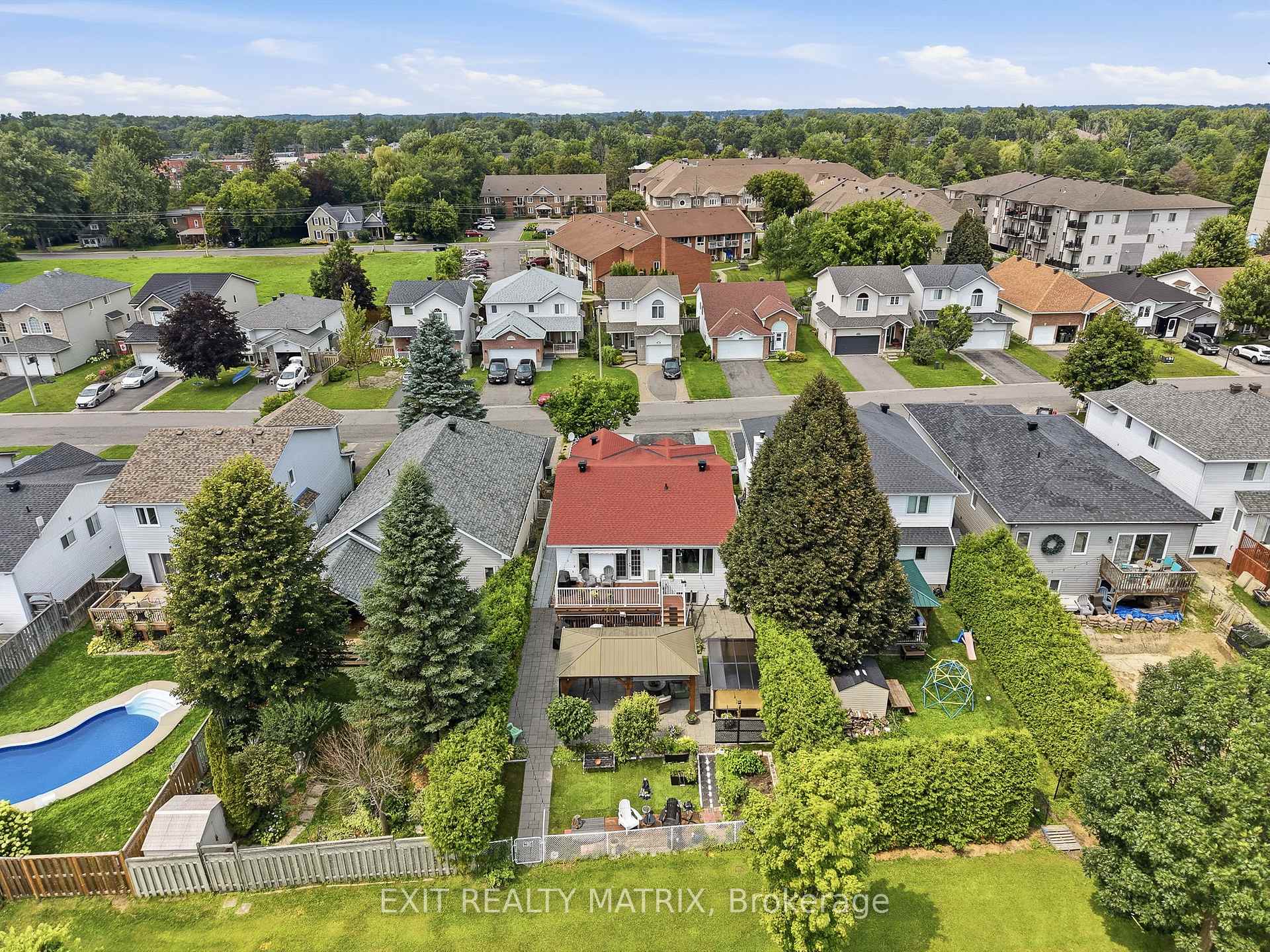 Photo 43 of 279 Stiver Street, Russell, Village of Russell — HOMEH