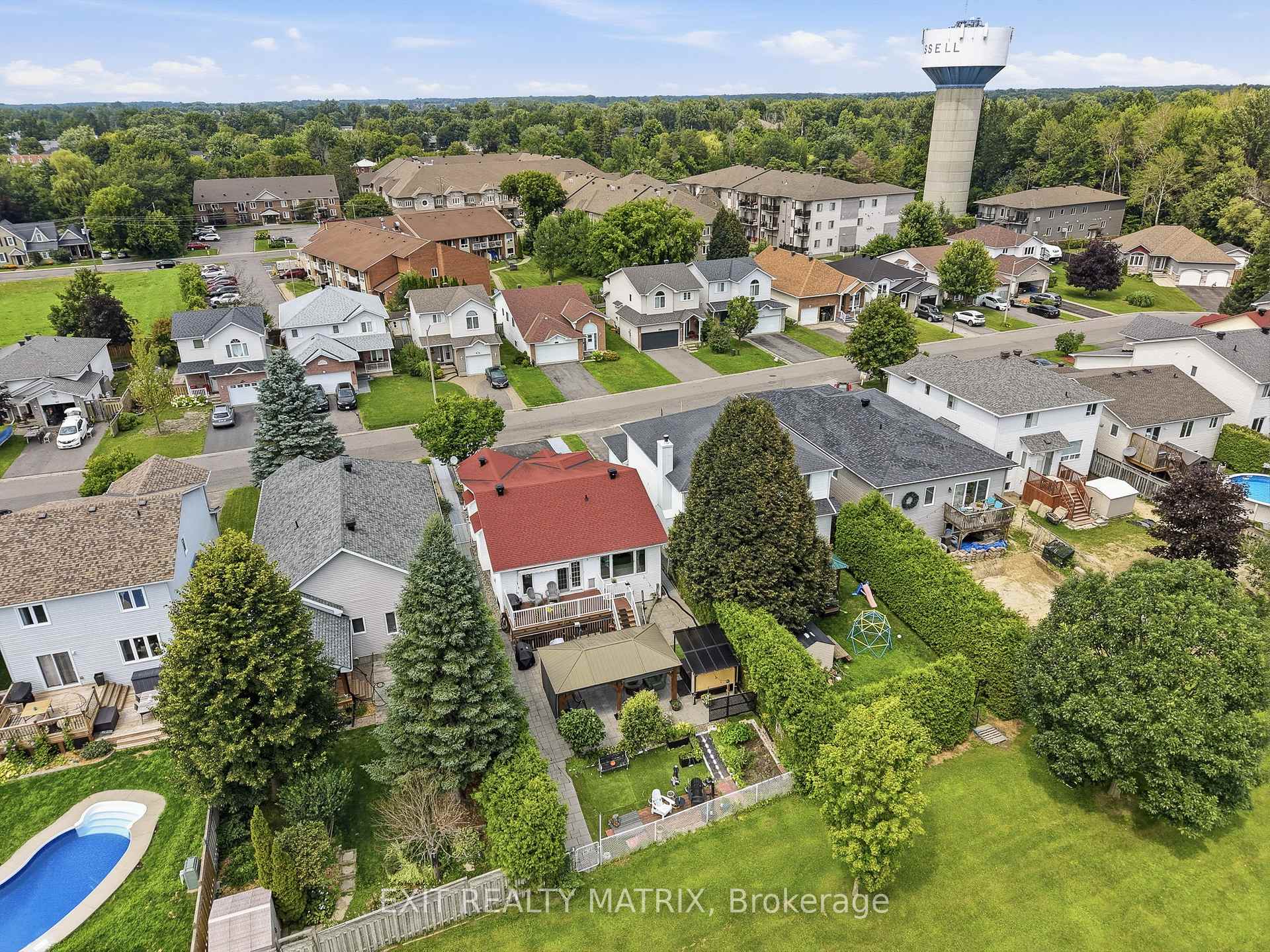 Photo 44 of 279 Stiver Street, Russell, Village of Russell — HOMEH
