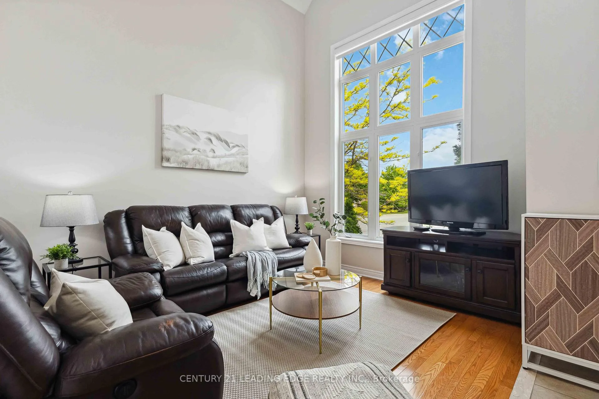 Photo 3 of 83 Joseph Street, Uxbridge — HOMEH