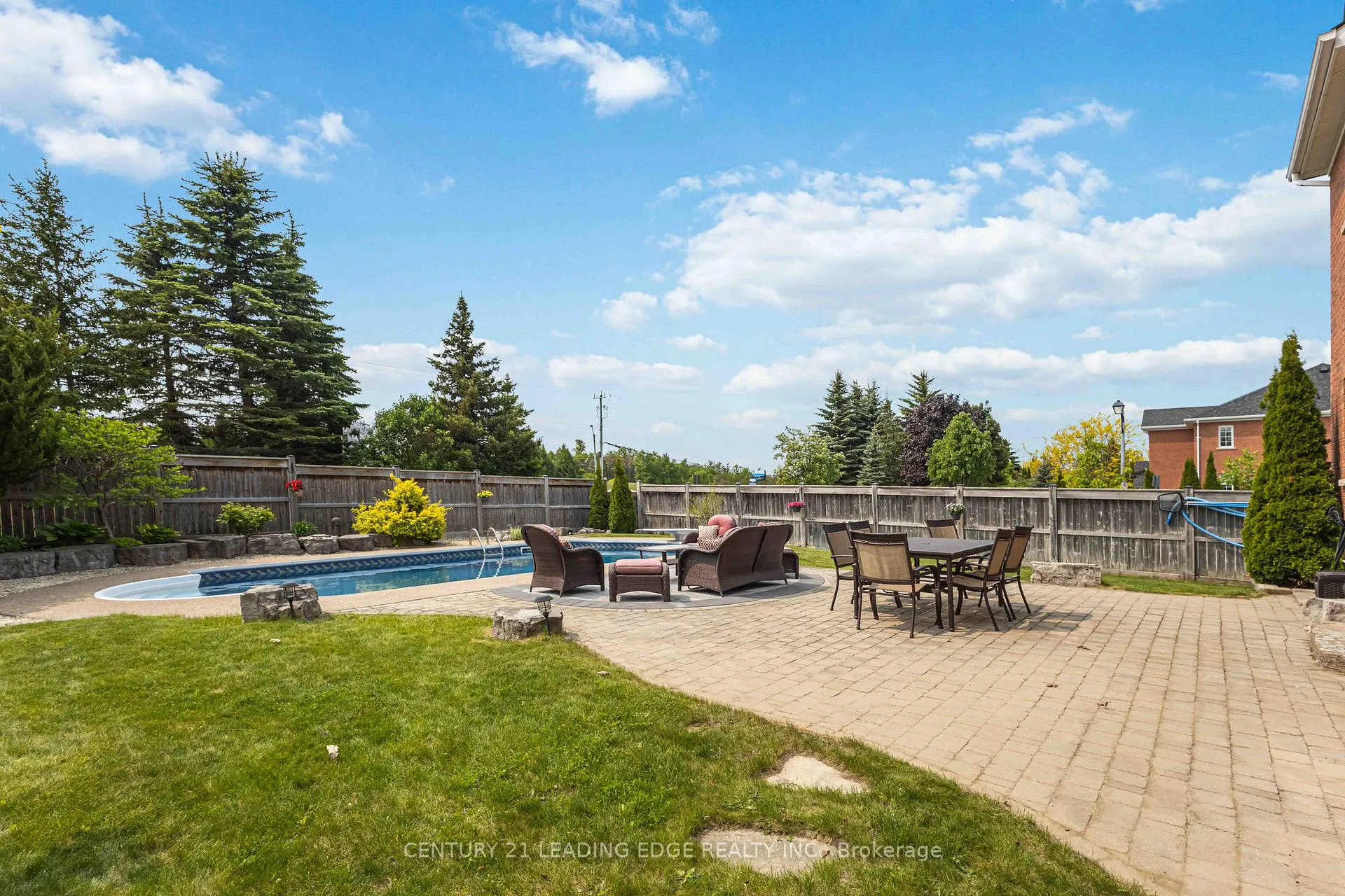 Photo 28 of 83 Joseph Street, Uxbridge — HOMEH