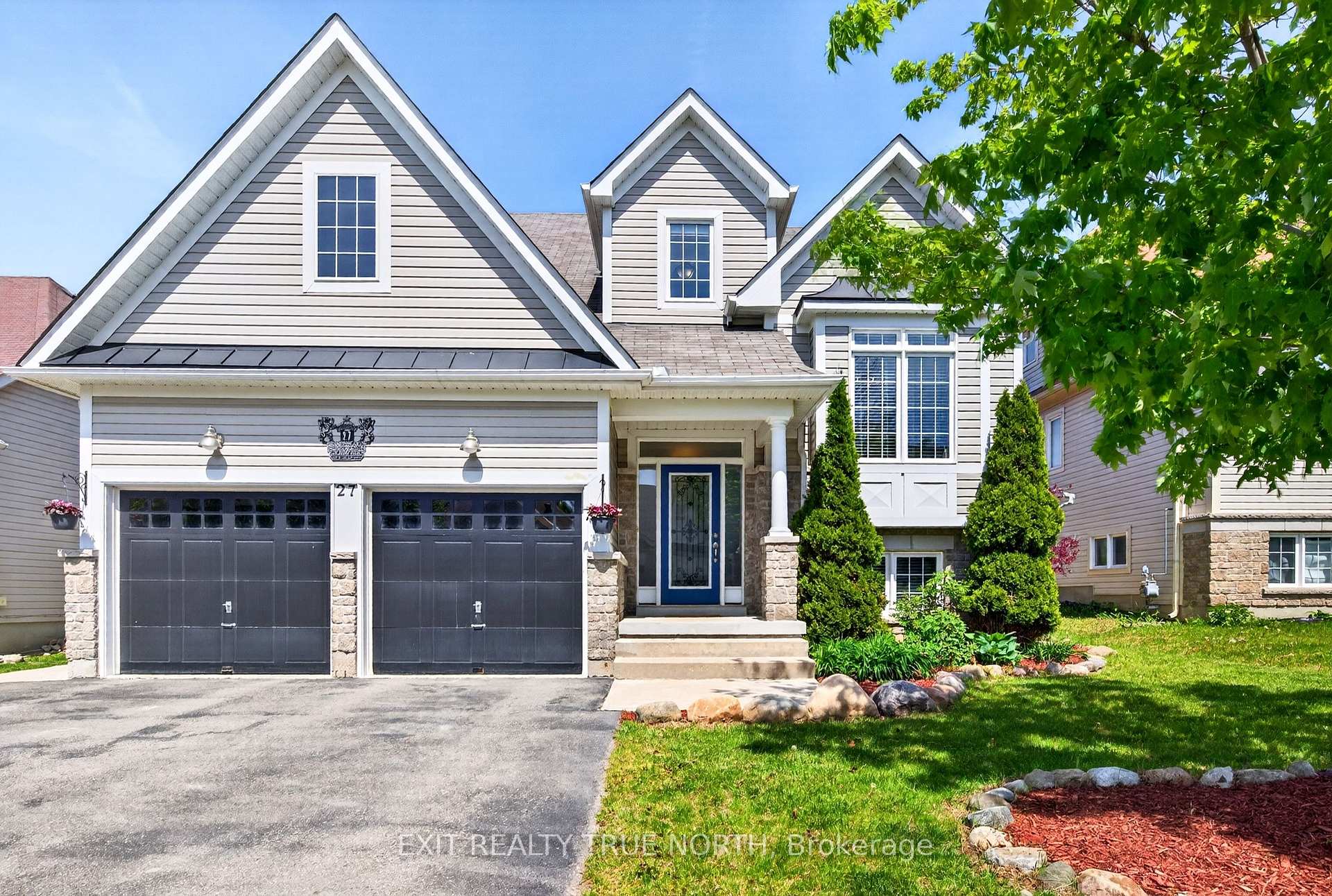 Photo of 27 Grand Poplar Lane