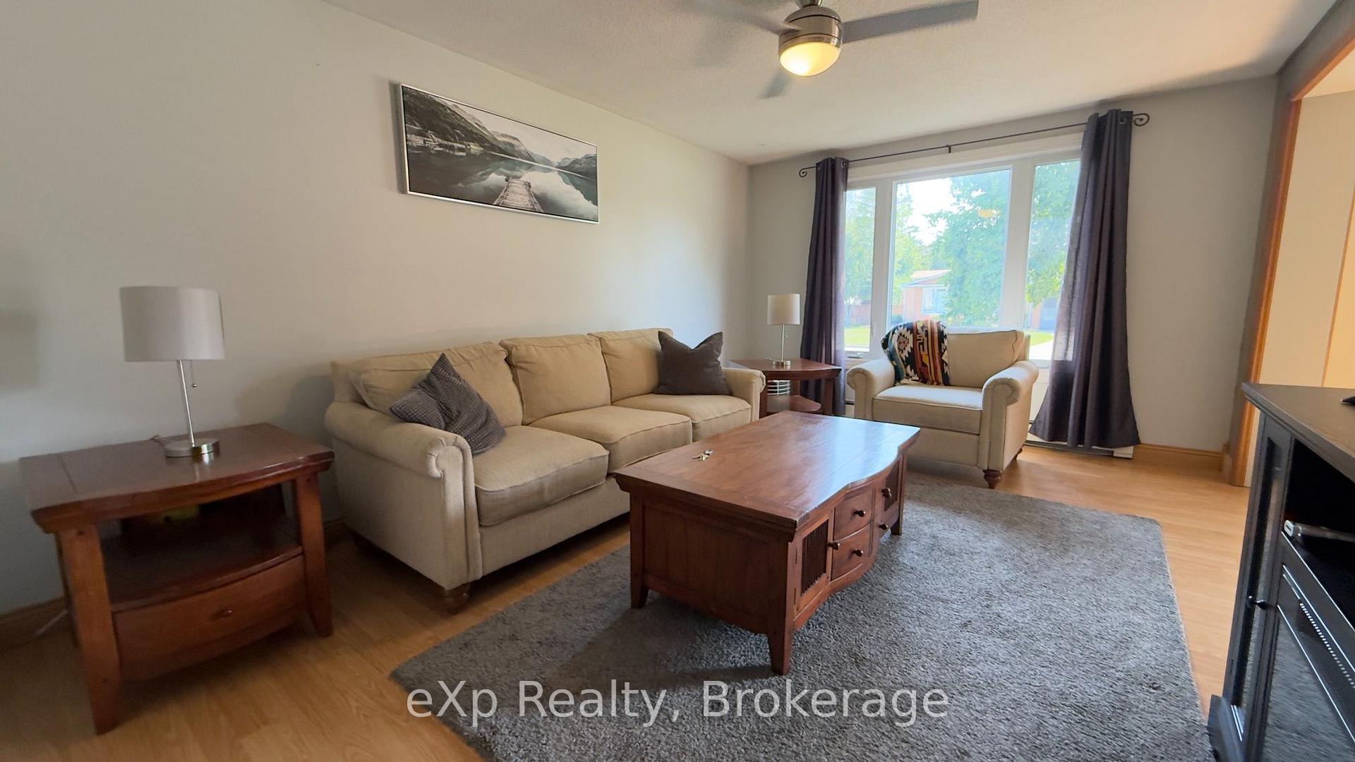 Photo 3 of 403 Highland Drive, Kincardine — HOMEH