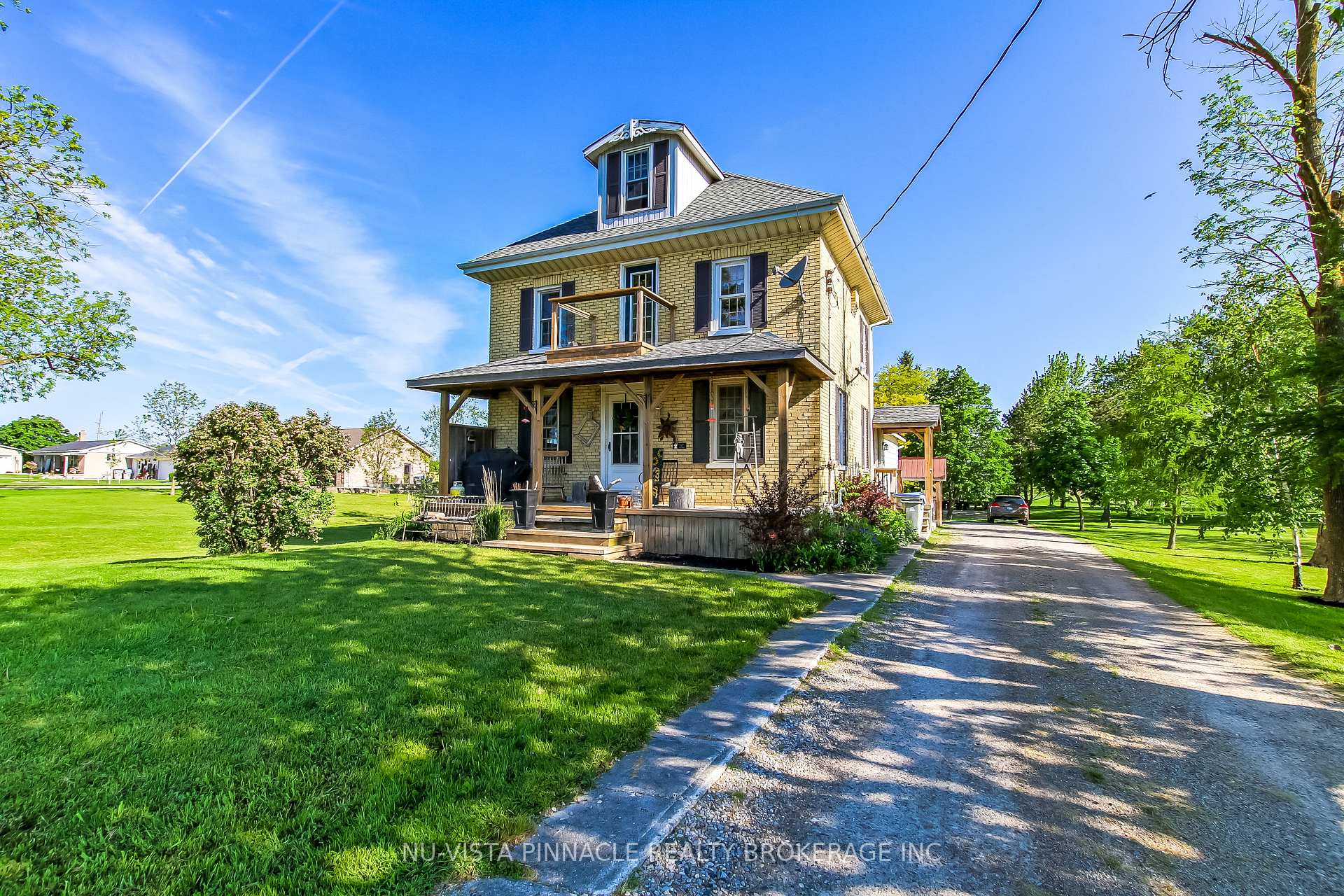 Photo of 4378 Mcgillivray Drive W