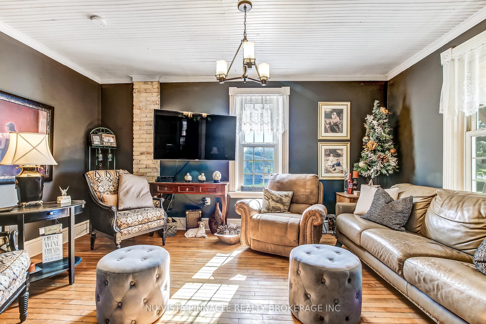 Photo 13 of 4378 Mcgillivray Drive W, North Middlesex, Brinsley — HOMEH