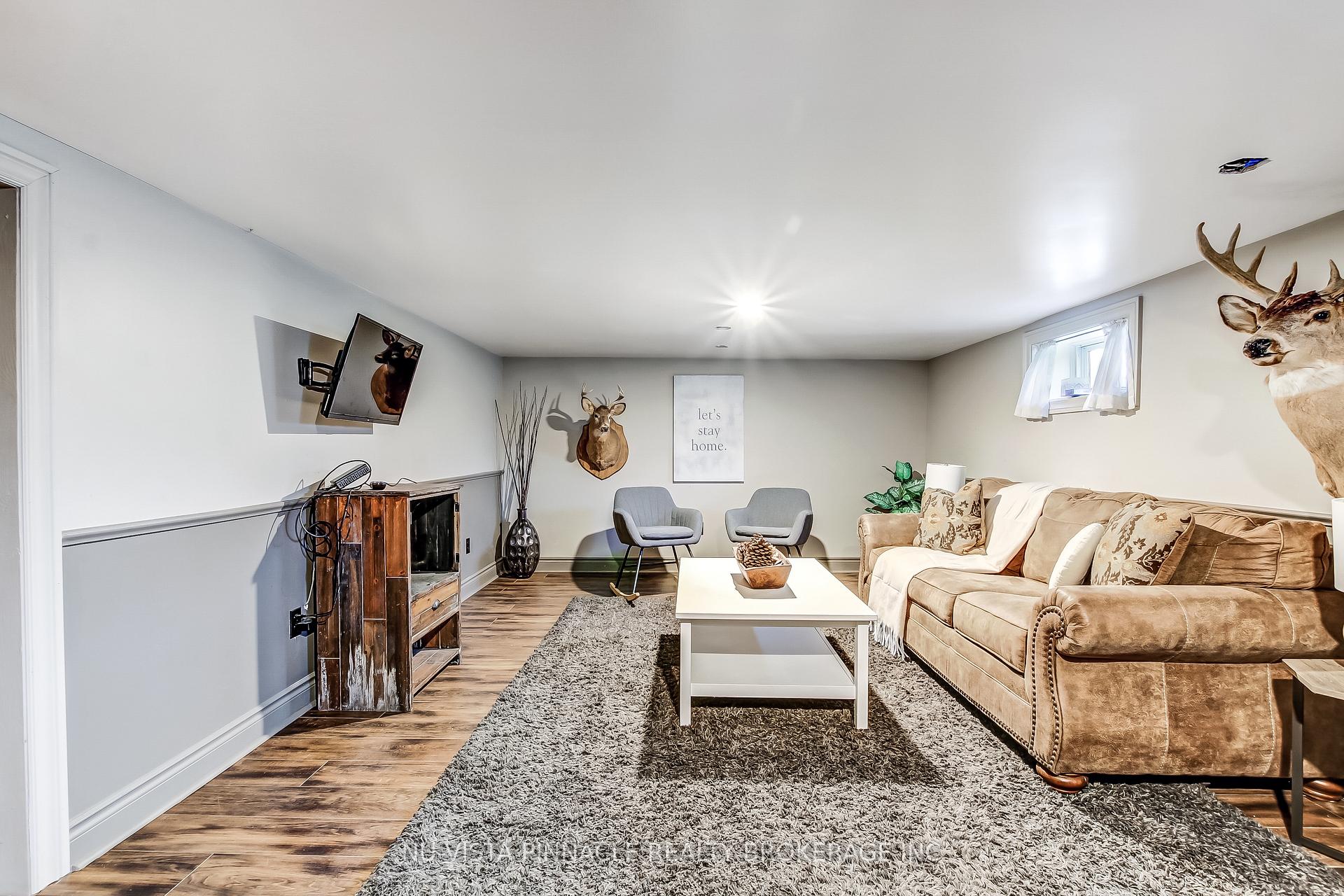 Photo 18 of 4378 Mcgillivray Drive W, North Middlesex, Brinsley — HOMEH