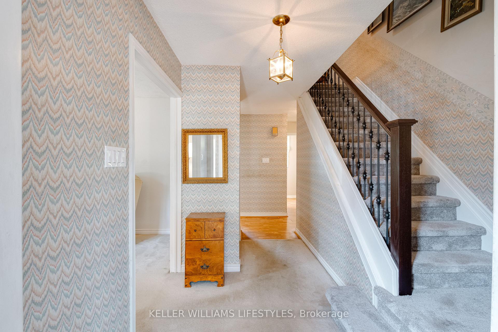Photo 5 of 203 McMaster Court, London, South M — HOMEH