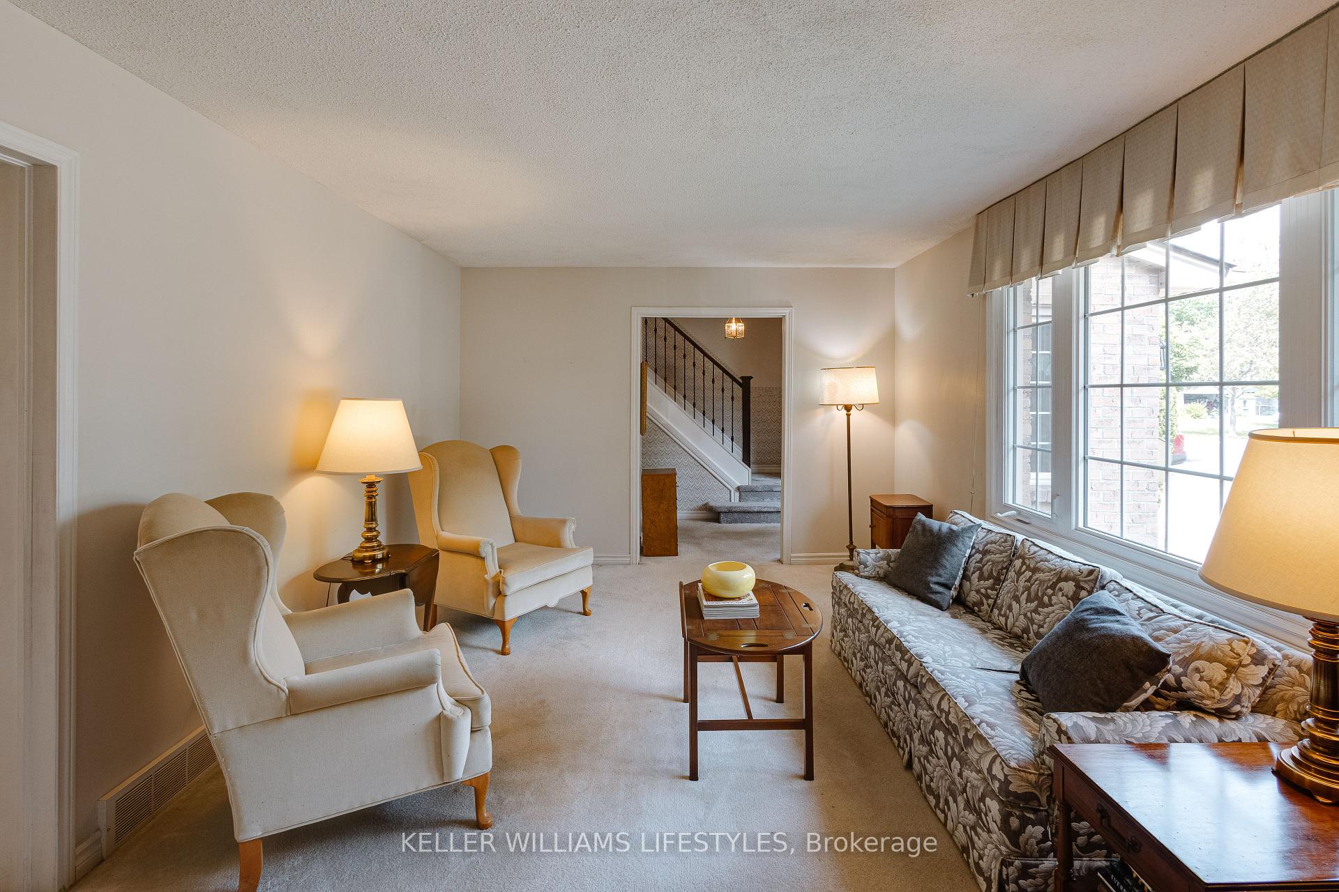 Photo 8 of 203 McMaster Court, London, South M — HOMEH