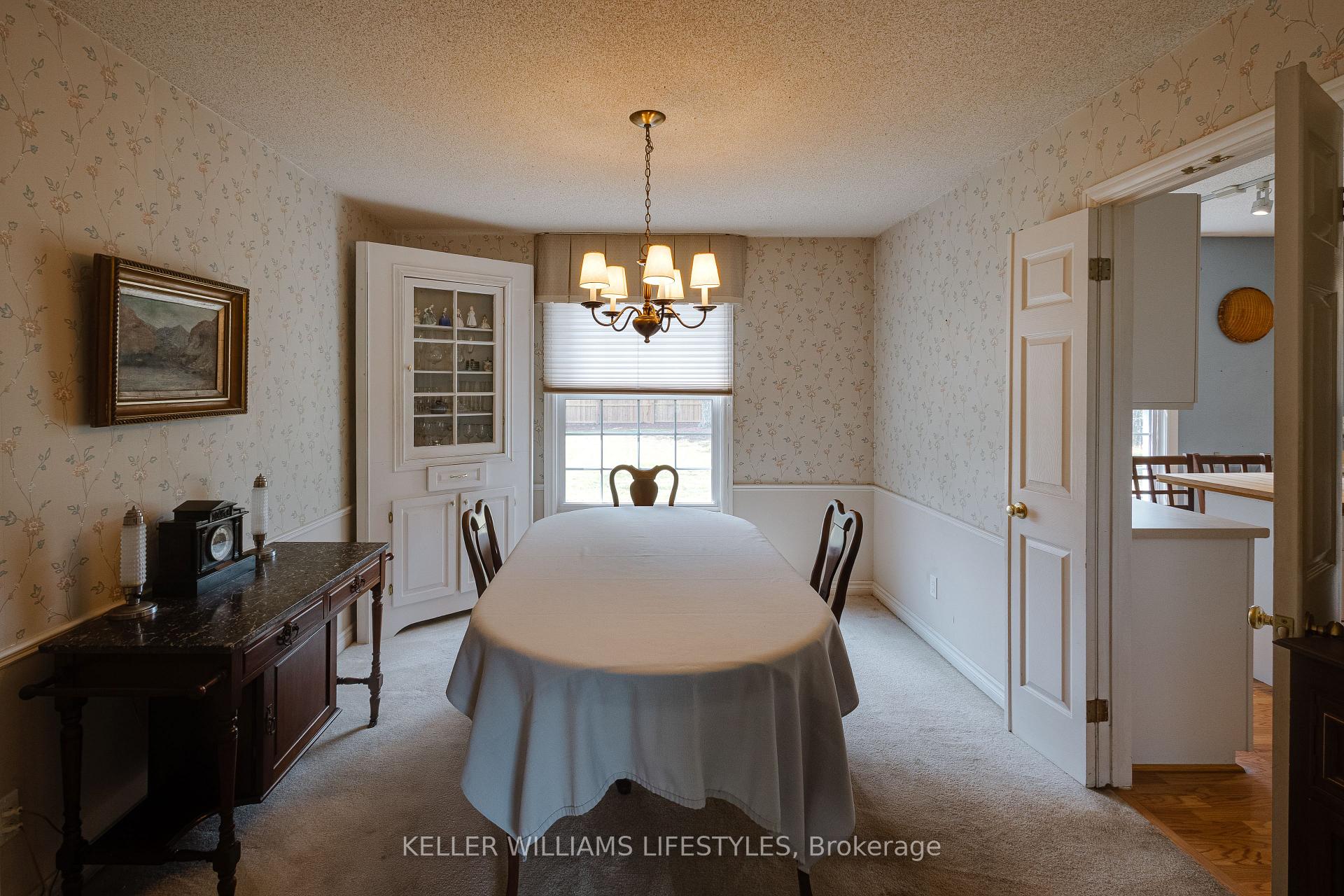 Photo 10 of 203 McMaster Court, London, South M — HOMEH
