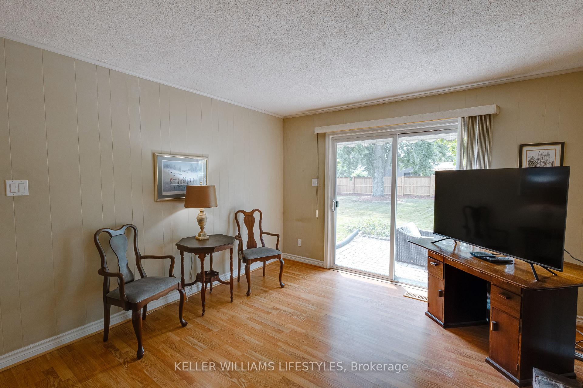 Photo 20 of 203 McMaster Court, London, South M — HOMEH