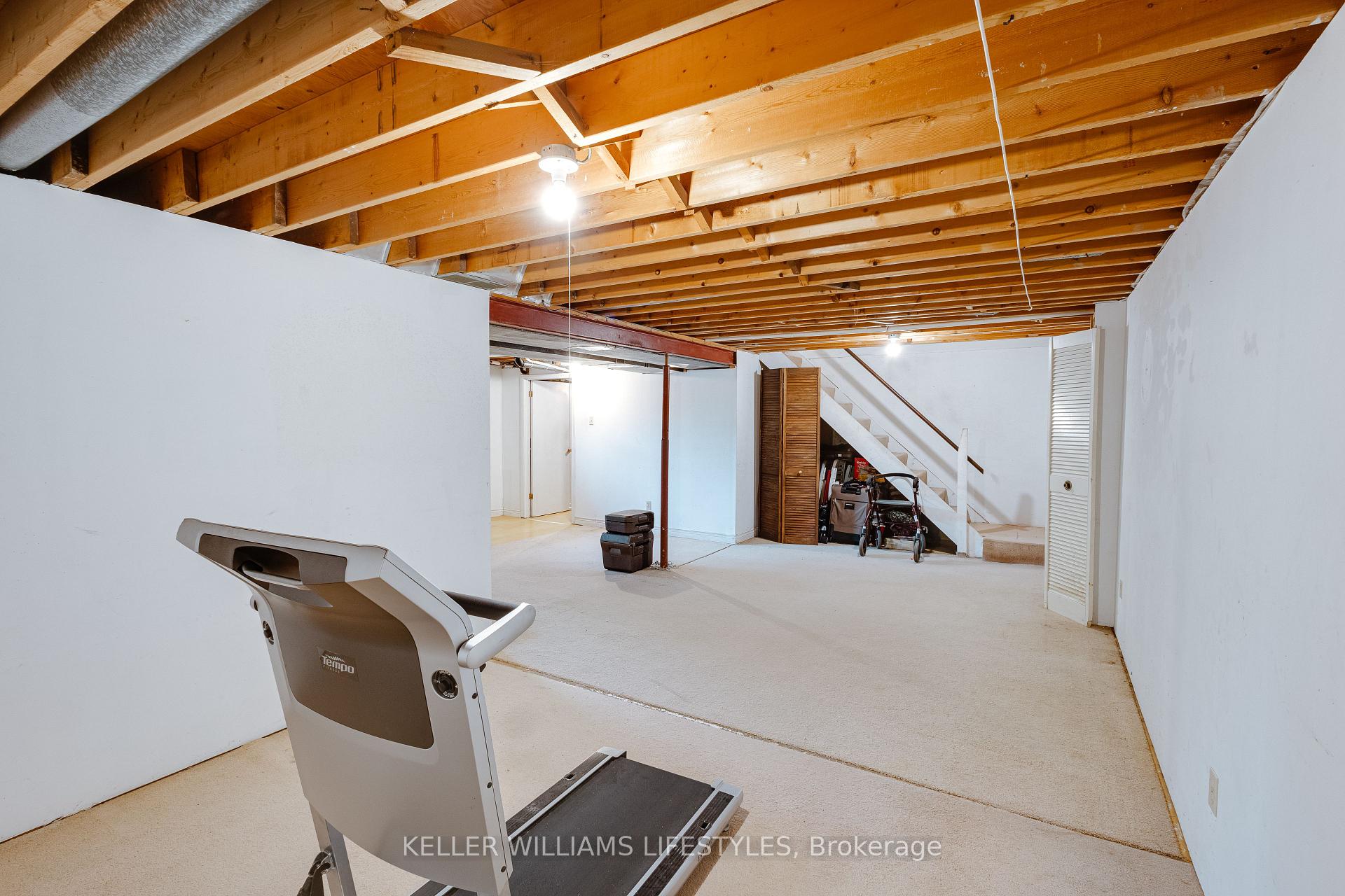 Photo 33 of 203 McMaster Court, London, South M — HOMEH