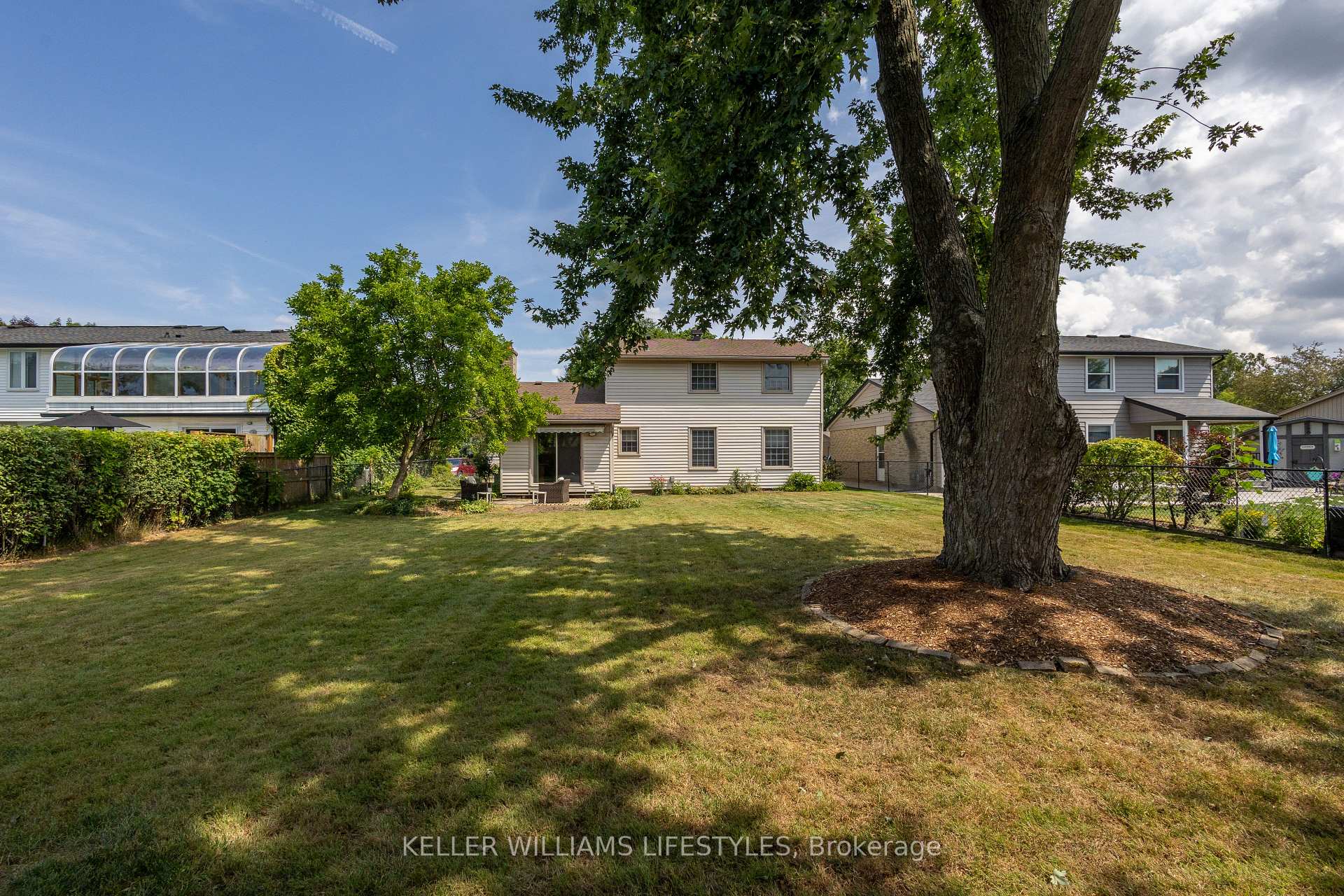 Photo 37 of 203 McMaster Court, London, South M — HOMEH