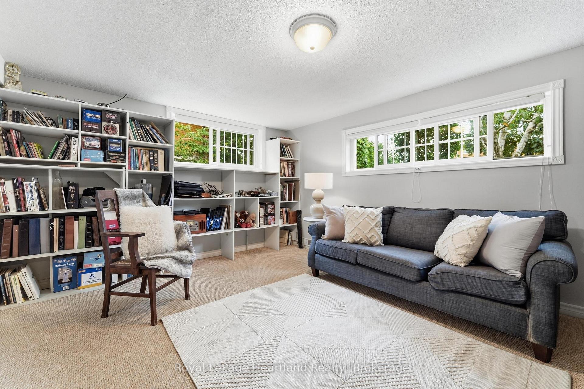 Photo 25 of 223 Kemp Crescent, Stratford — HOMEH