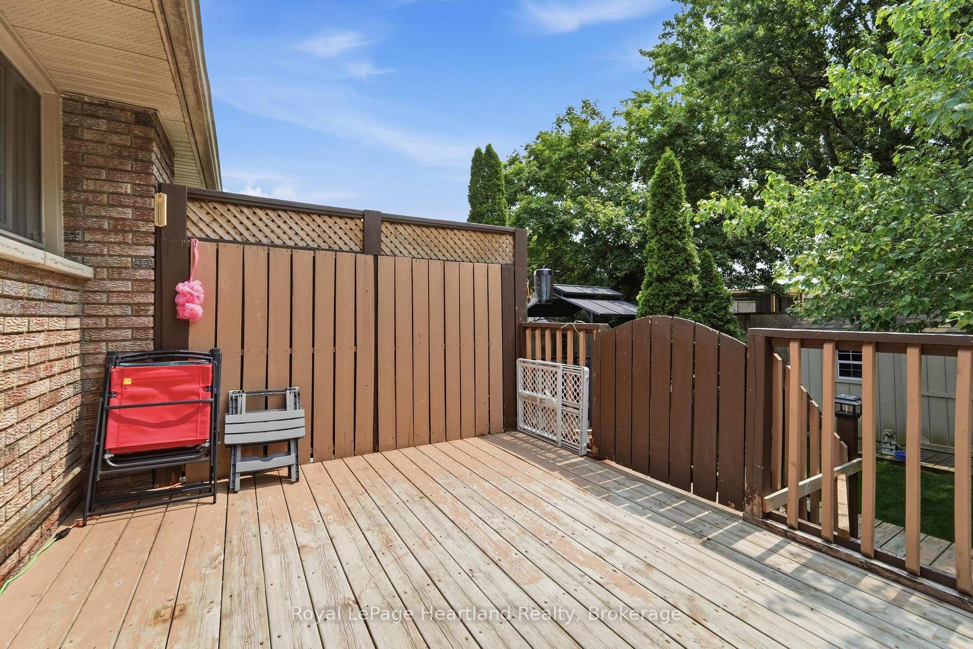 Photo 32 of 223 Kemp Crescent, Stratford — HOMEH