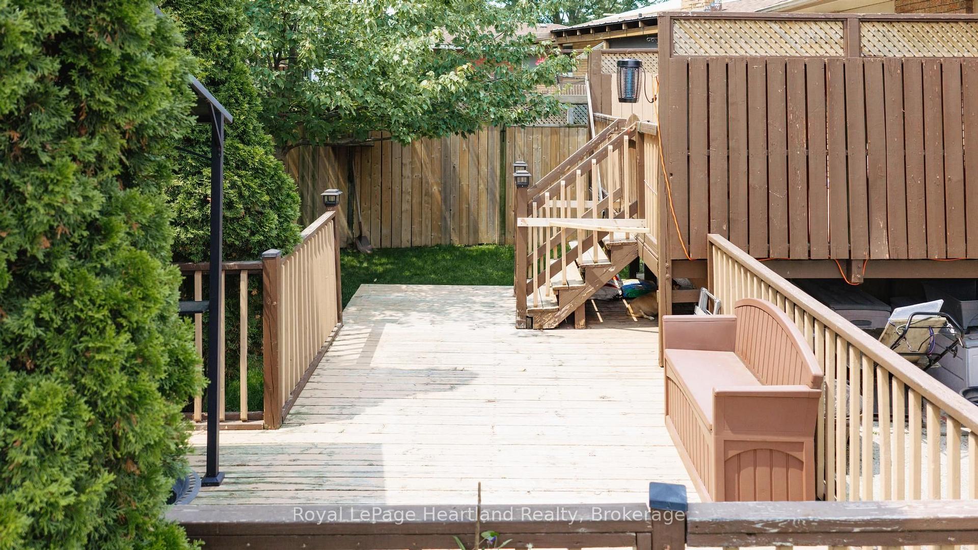 Photo 39 of 223 Kemp Crescent, Stratford — HOMEH