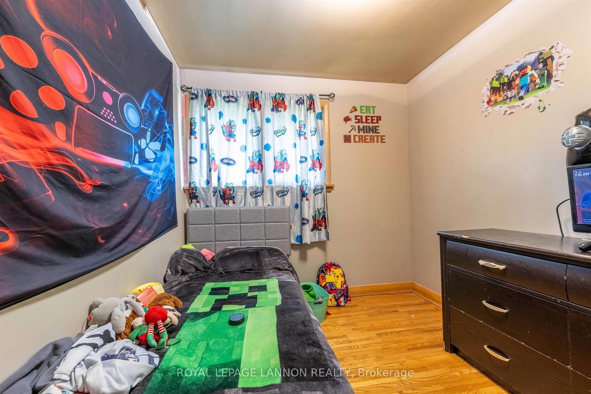 Photo 18 of 468 Heather Crescent, Thunder Bay, Green Acres — HOMEH