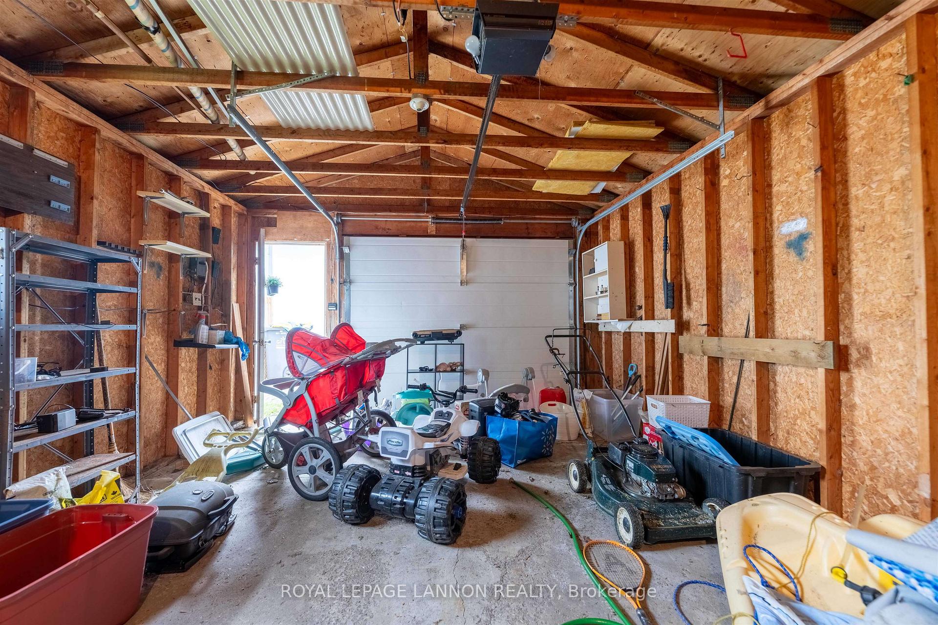 Photo 32 of 468 Heather Crescent, Thunder Bay, Green Acres — HOMEH