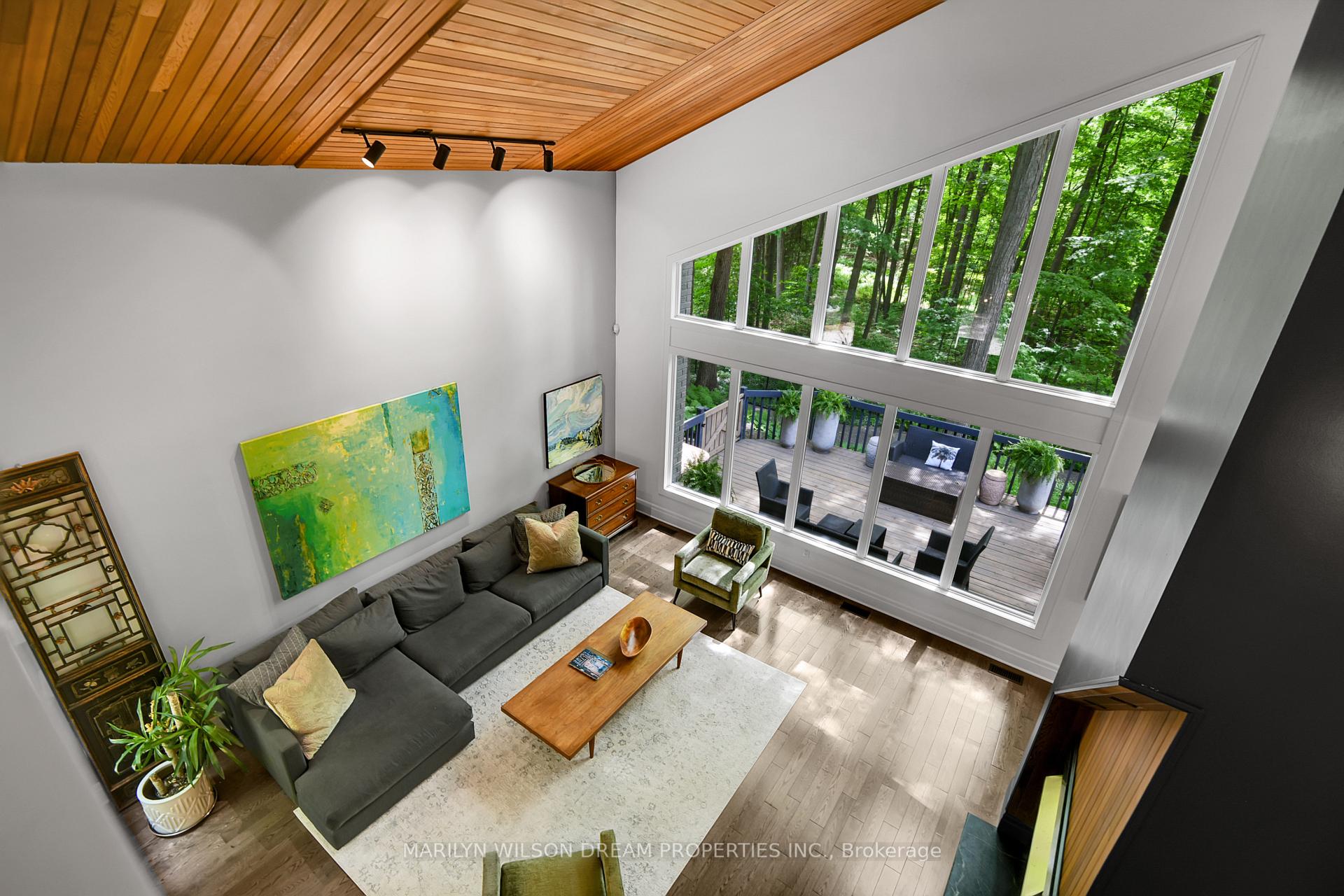 Photo 33 of 11 Burrows Road, Ottawa, Rothwell Heights — HOMEH