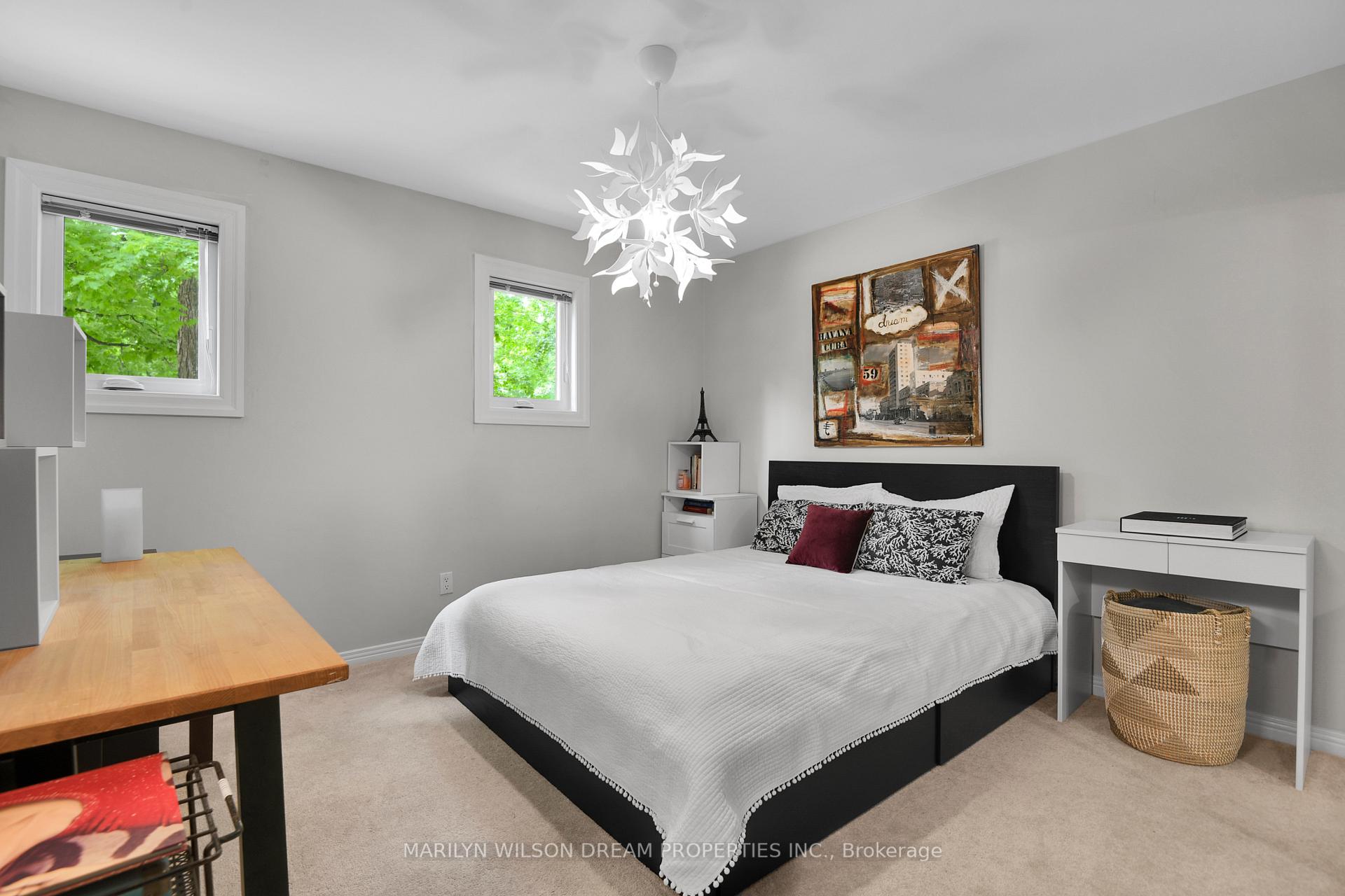 Photo 36 of 11 Burrows Road, Ottawa, Rothwell Heights — HOMEH