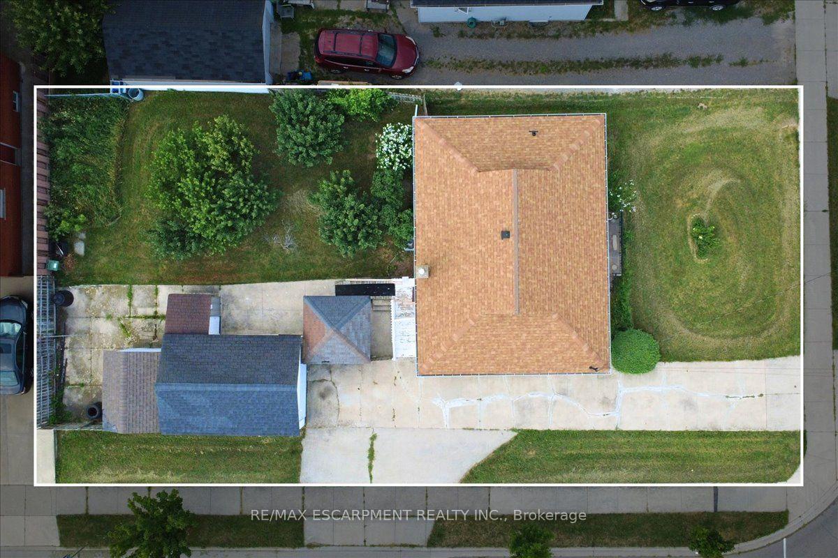 Photo 2 of 279 Millen Road, Hamilton, Stoney Creek — HOMEH