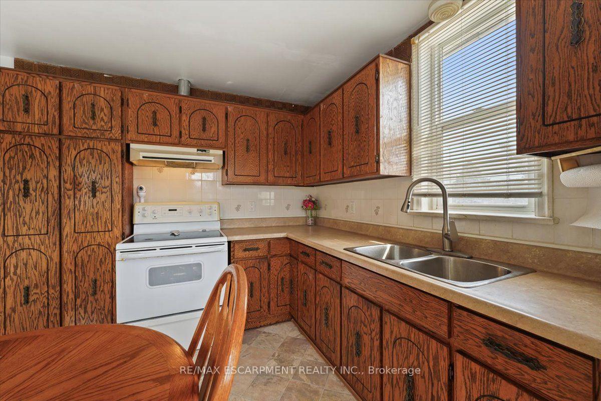Photo 15 of 279 Millen Road, Hamilton, Stoney Creek — HOMEH
