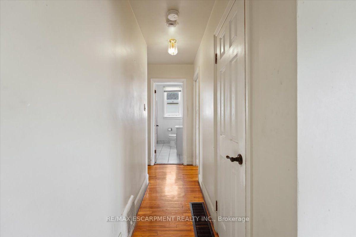 Photo 18 of 279 Millen Road, Hamilton, Stoney Creek — HOMEH
