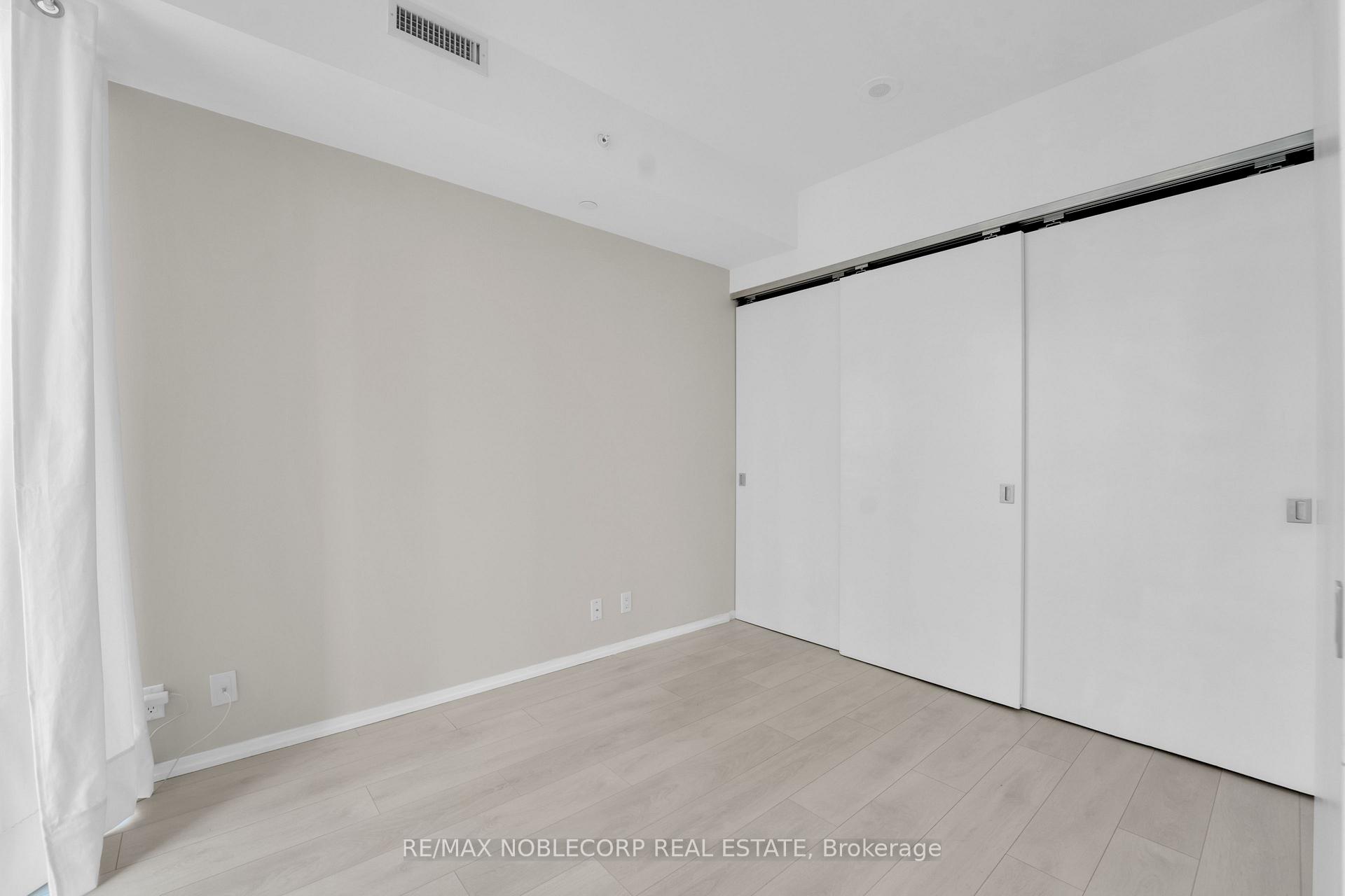Photo 5 of Unit 2111, 125 Peter Street, Toronto, Waterfront Communities — HOMEH