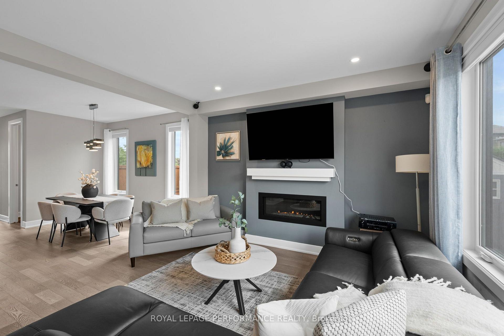 Photo 8 of 210 Spindrift Circle, Ottawa, Mahogany Community — HOMEH