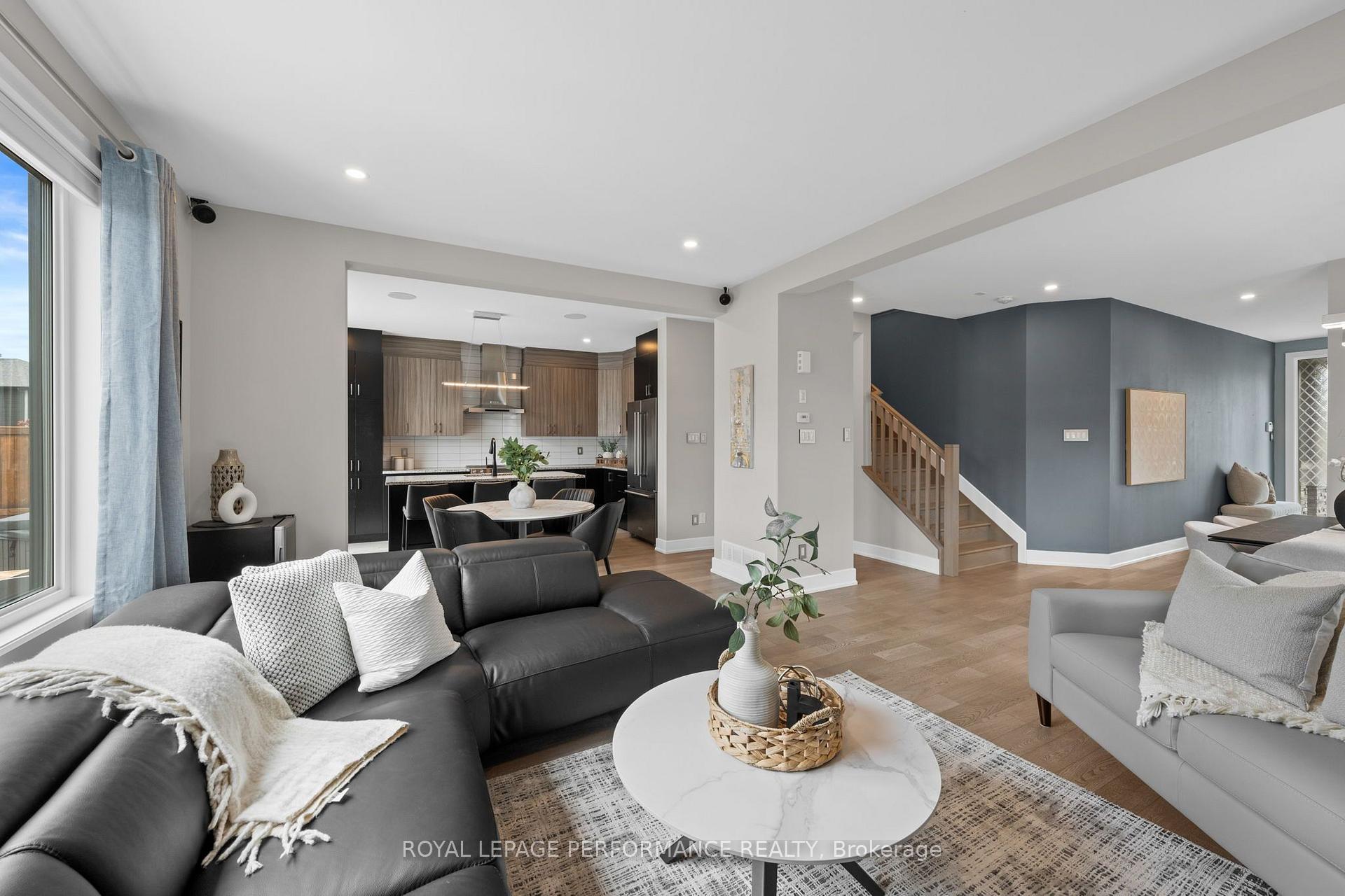 Photo 9 of 210 Spindrift Circle, Ottawa, Mahogany Community — HOMEH