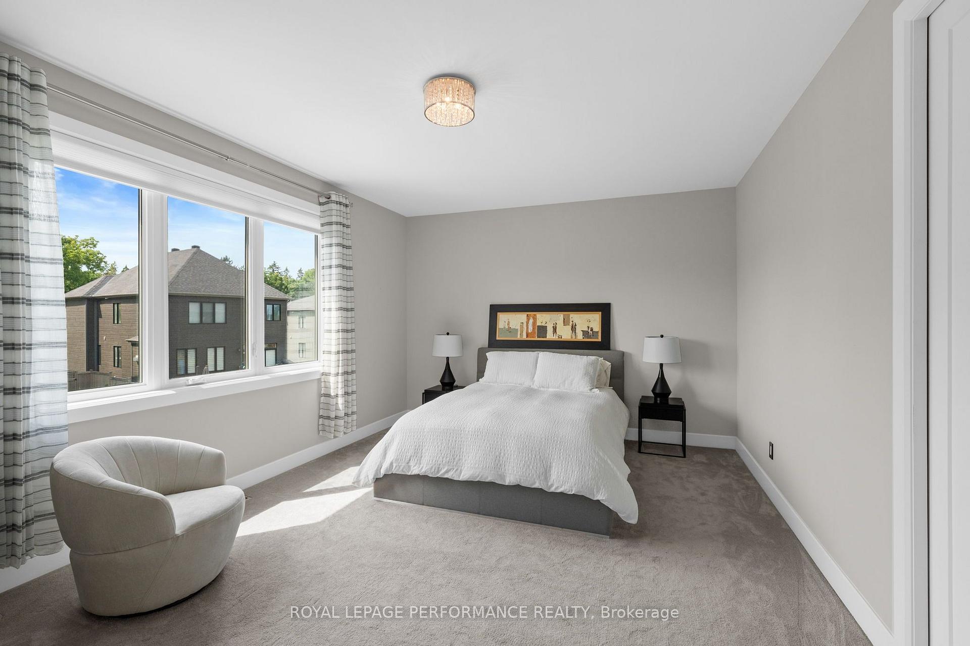 Photo 21 of 210 Spindrift Circle, Ottawa, Mahogany Community — HOMEH