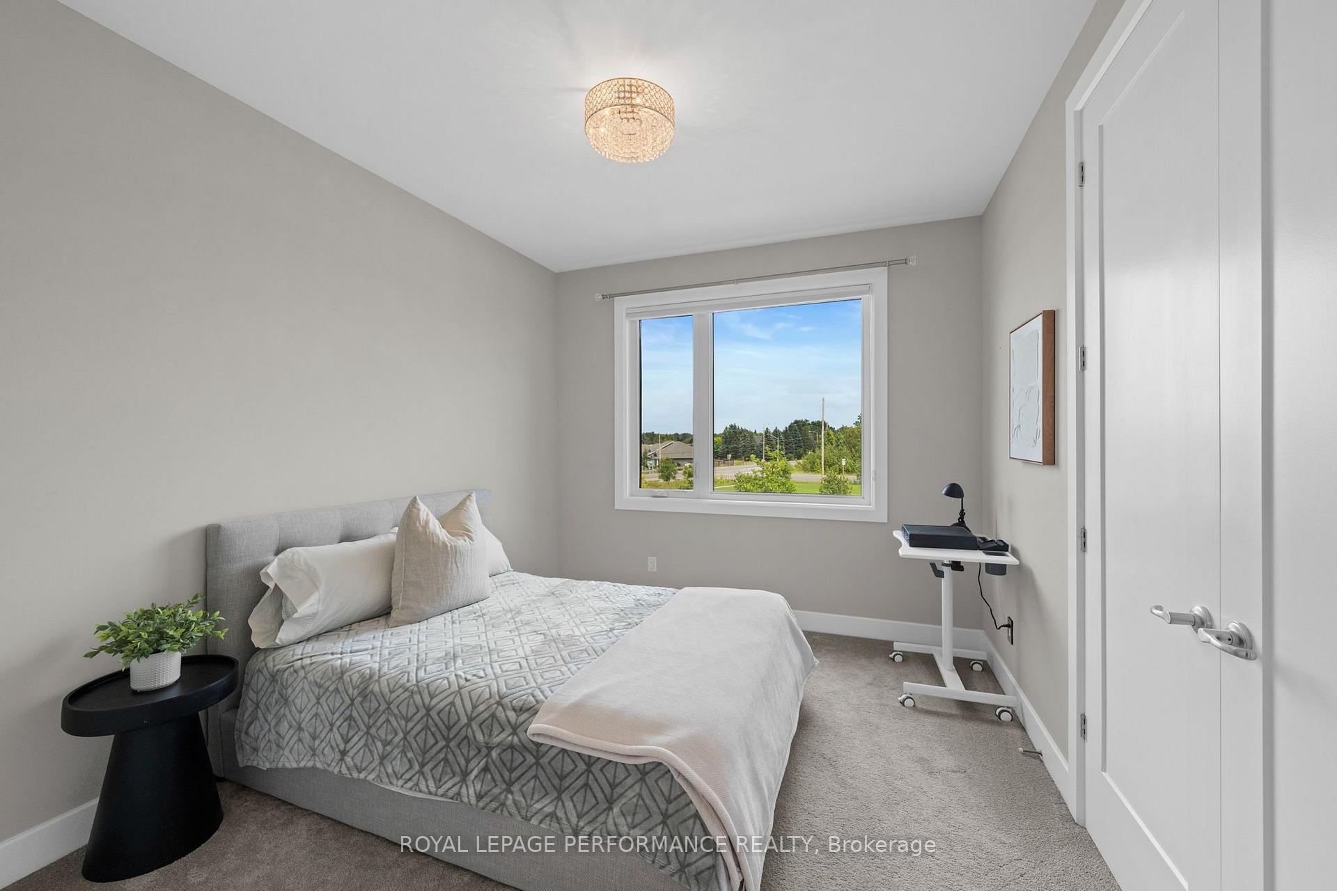 Photo 29 of 210 Spindrift Circle, Ottawa, Mahogany Community — HOMEH