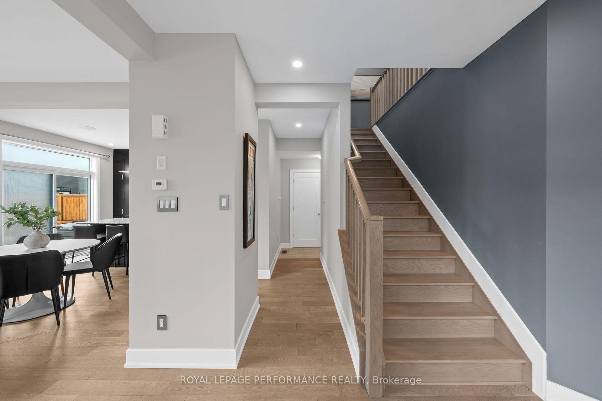 Photo 35 of 210 Spindrift Circle, Ottawa, Mahogany Community — HOMEH